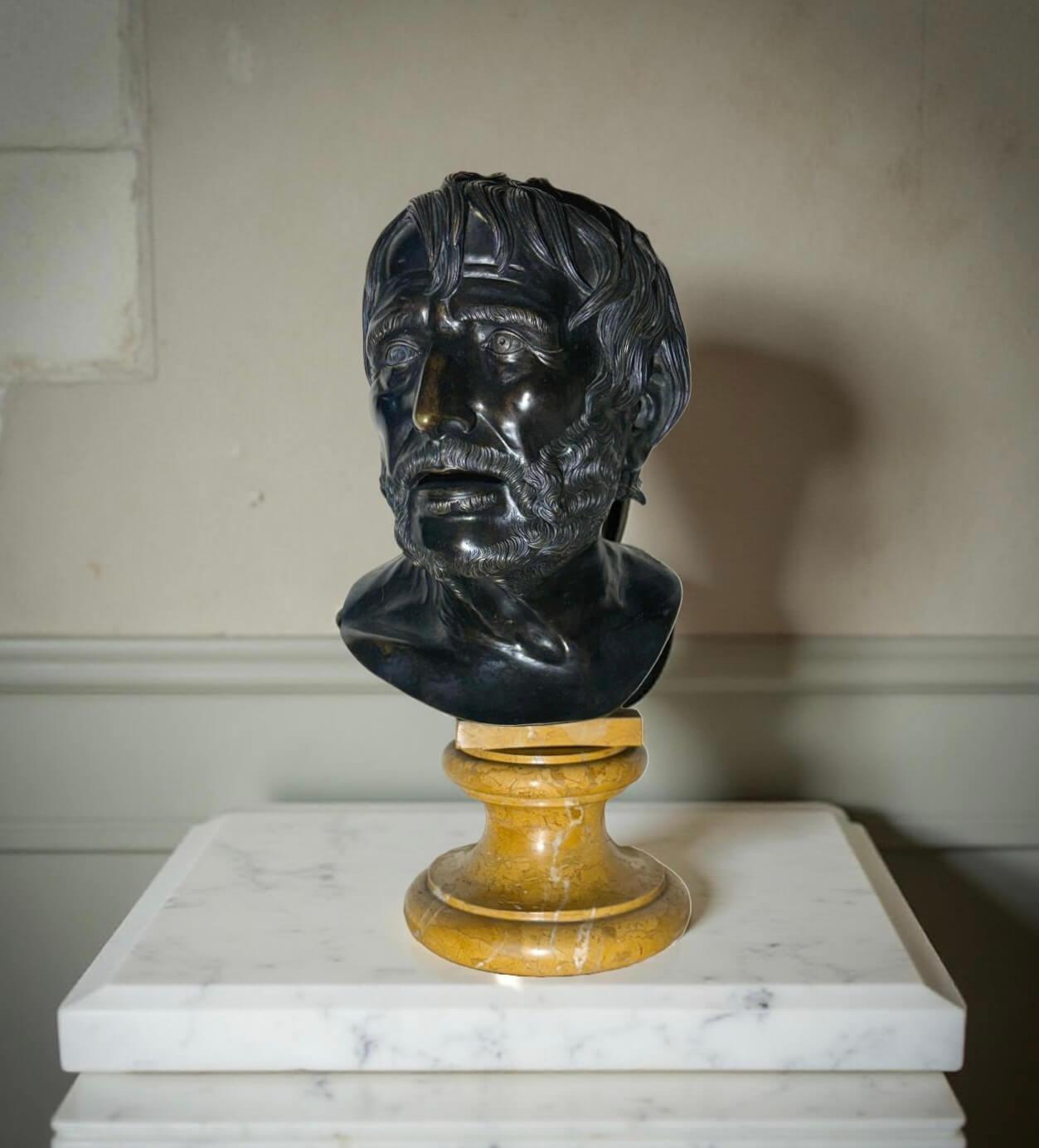 Busto in Bronzo di Seneca o Pseudo-Seneca Italia Napoli fine XVIII-inizi XIX sec - Sculpture Scuola italiana di Unknown