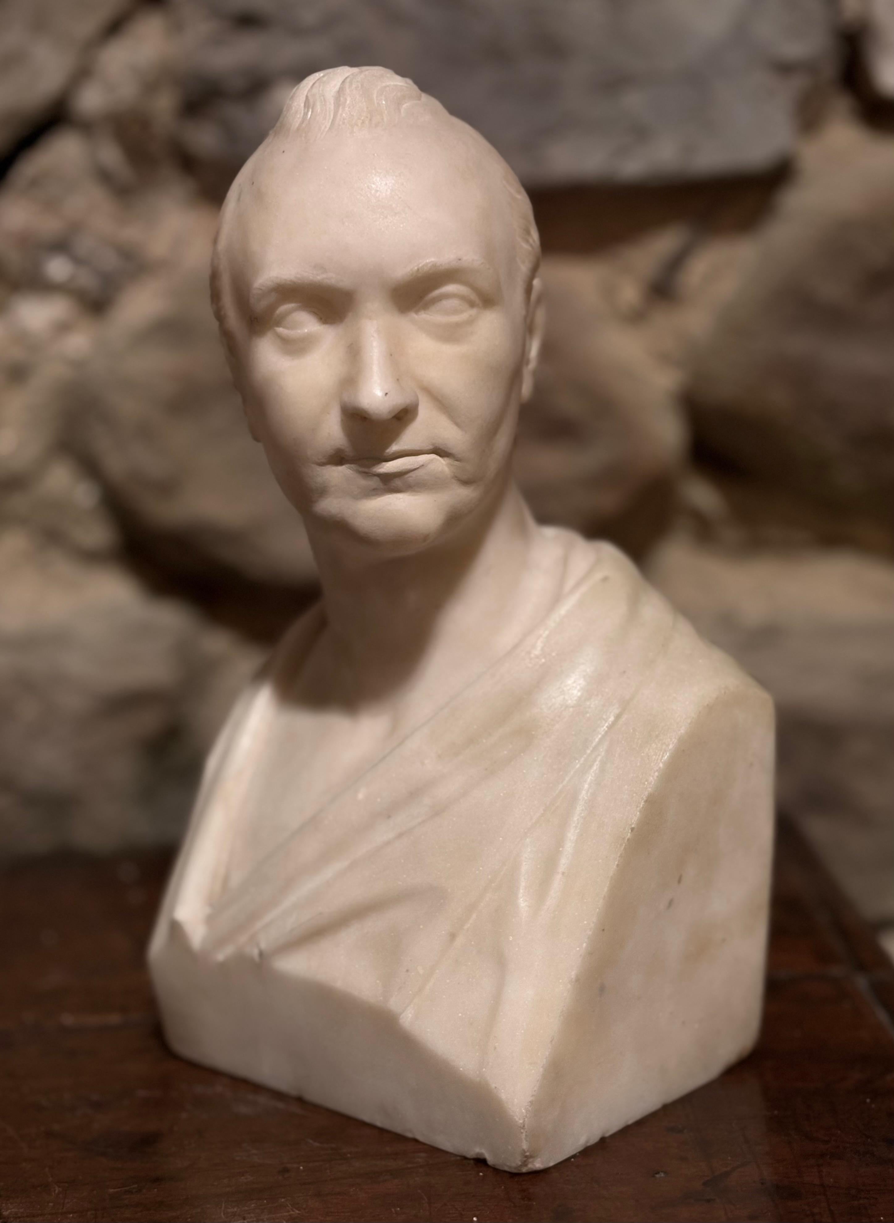 Busto in Marmo Neoclassico in Erma epoca Impero Dignitario Romano For Sale 6