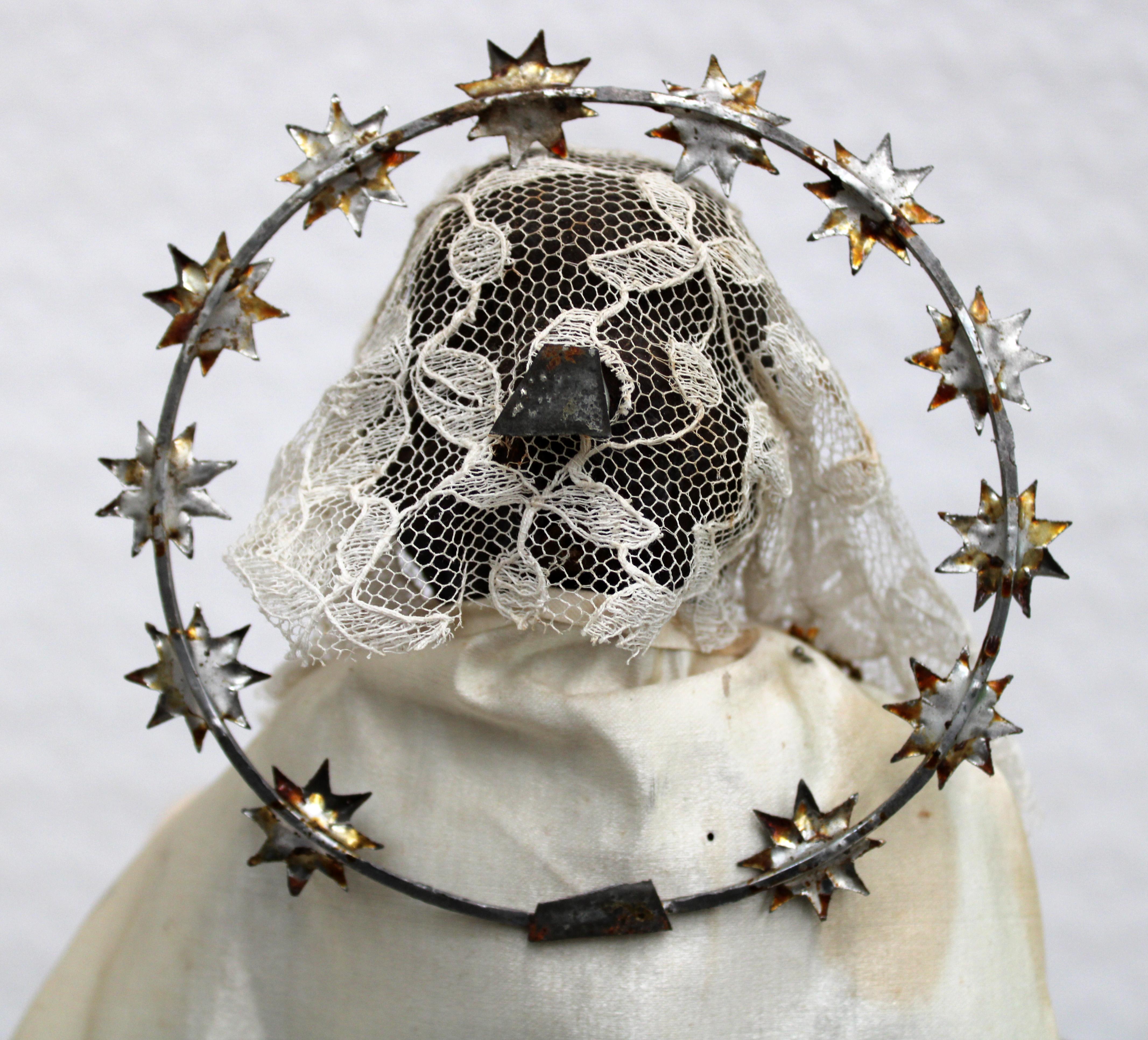 Cap y pota de vestir - Virgen del Carmen con niño - Siglo XIX For Sale 15