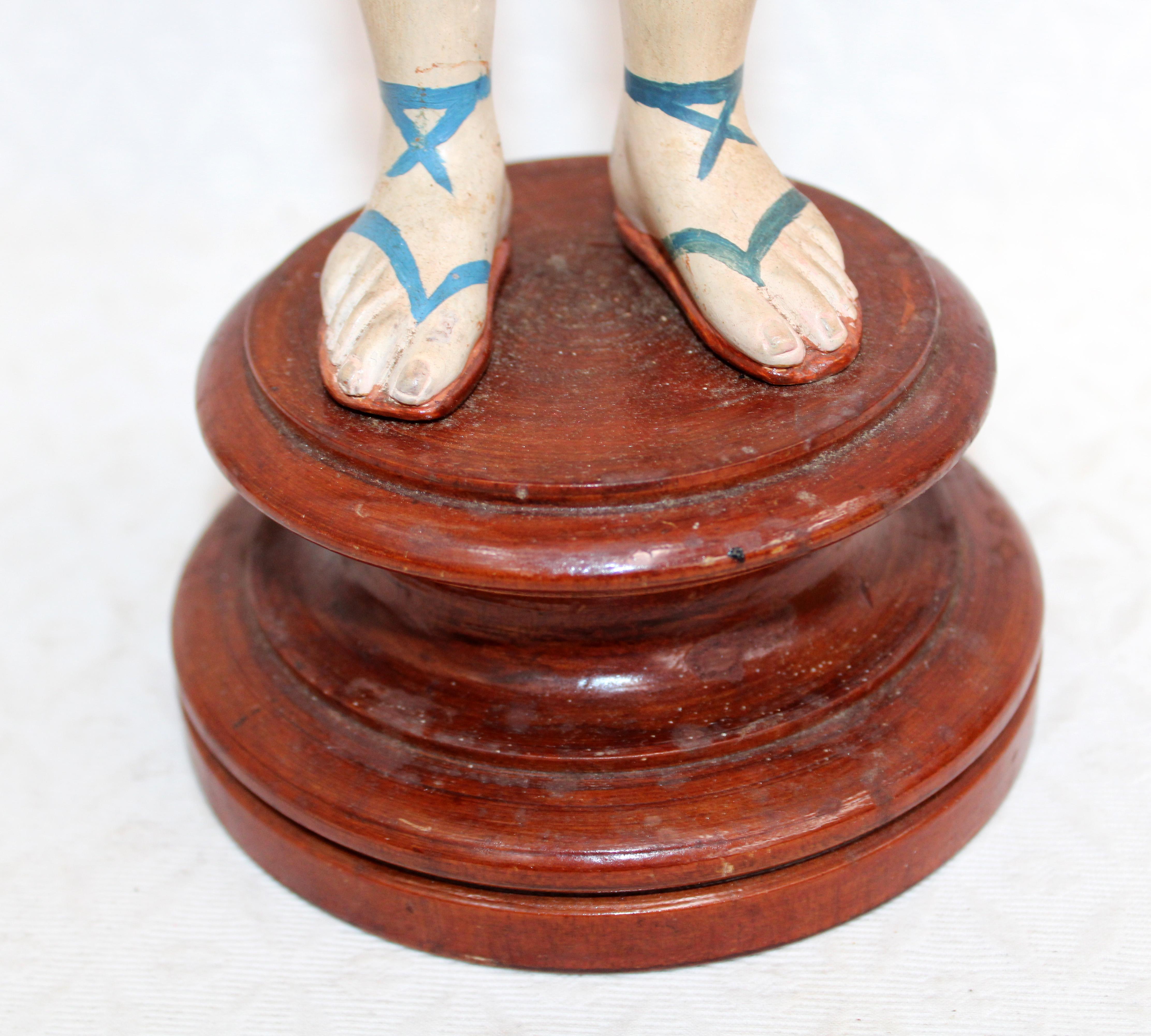 Cap y pota de vestir - Virgen del Carmen con niño - Siglo XIX For Sale 3