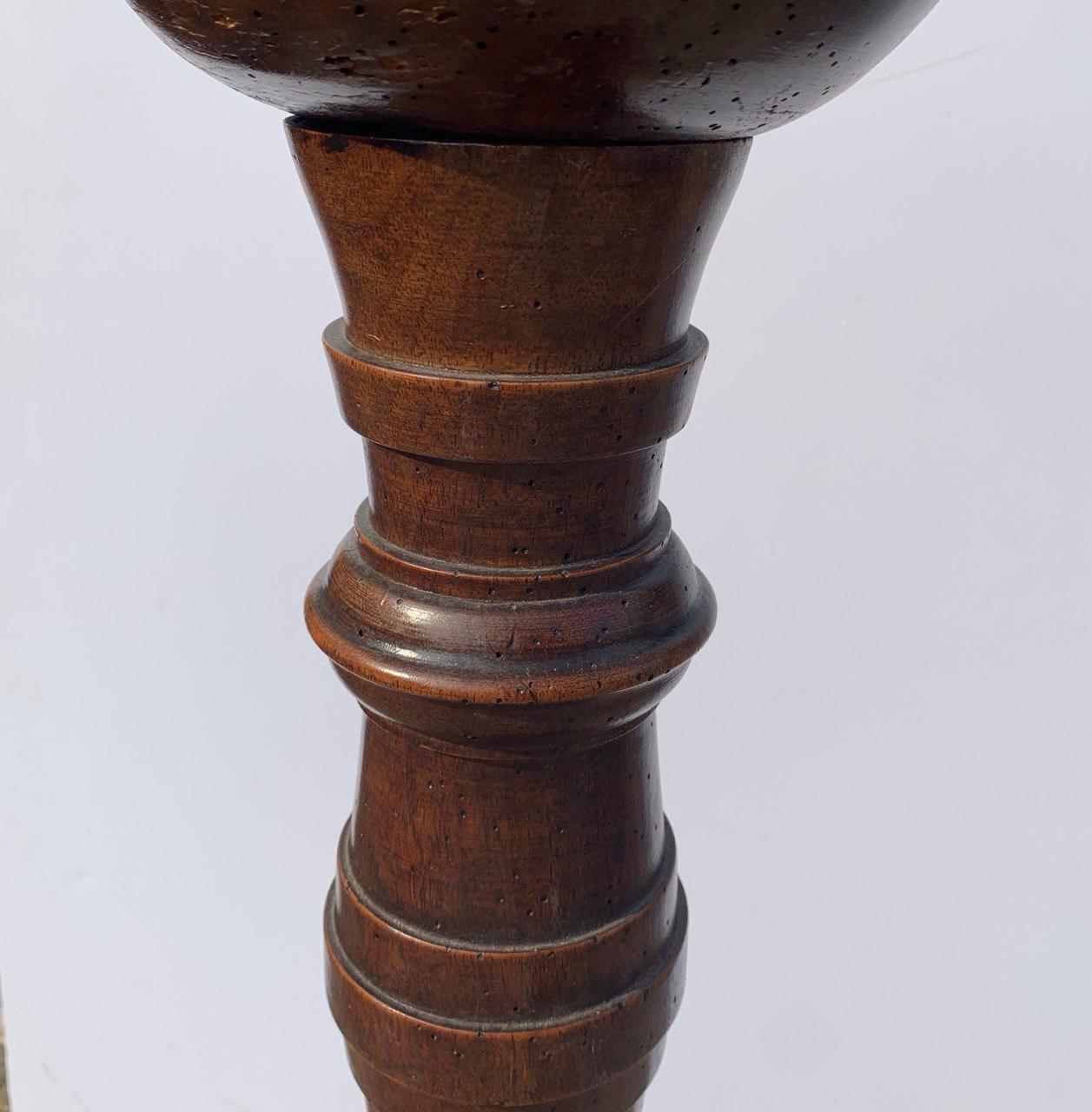 Carved wooden lectern - Eagle. Italy, 19th century For Sale 11