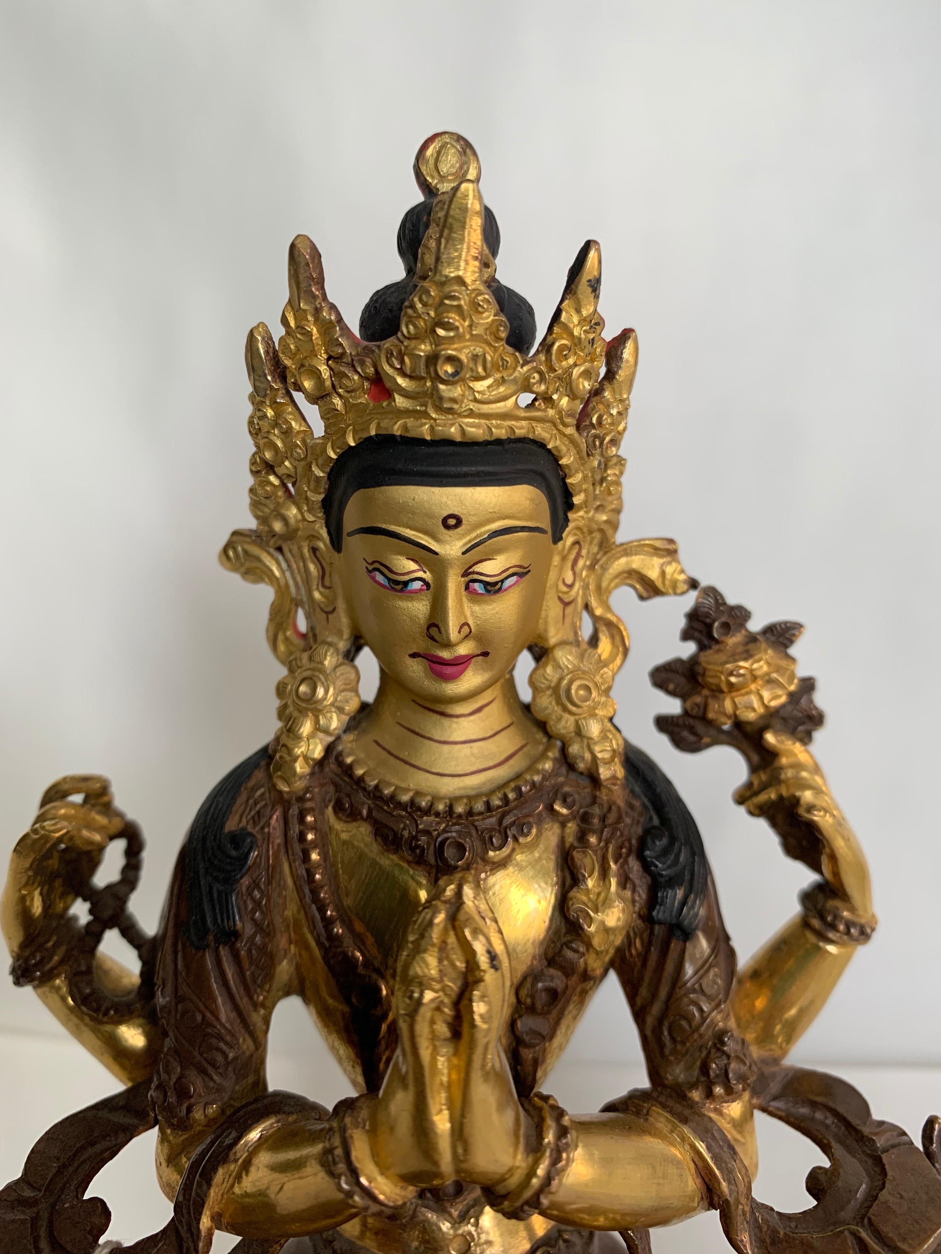 This statue is handcrafted by lost wax process which is one of the ancient process of metal craft. Chengrishi is seated in 