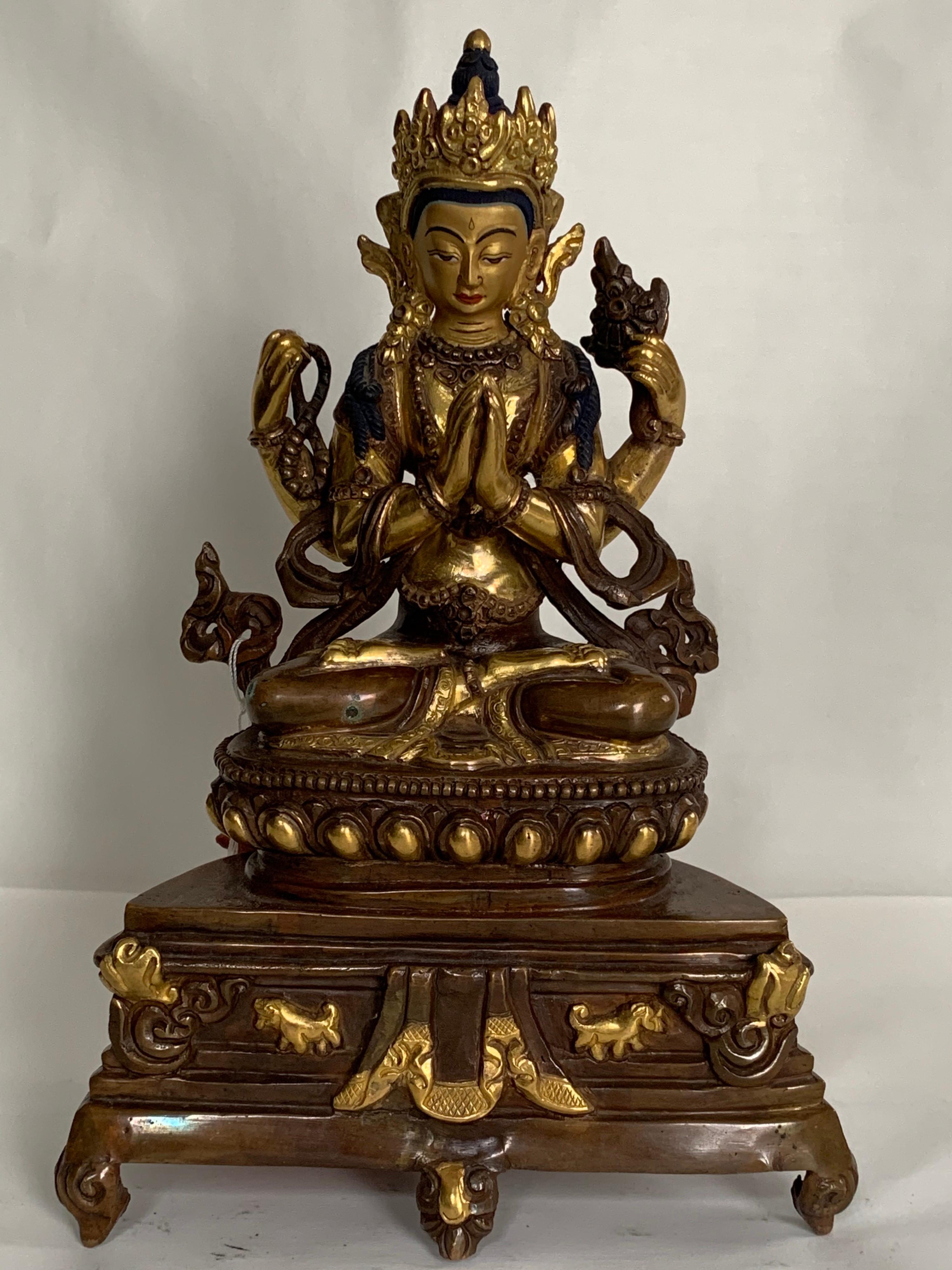 Figurative Sculpture di Unknown - Statua di Chengrishi da 8 pollici con oro 24 carati realizzata a mano con il processo a cera persa
