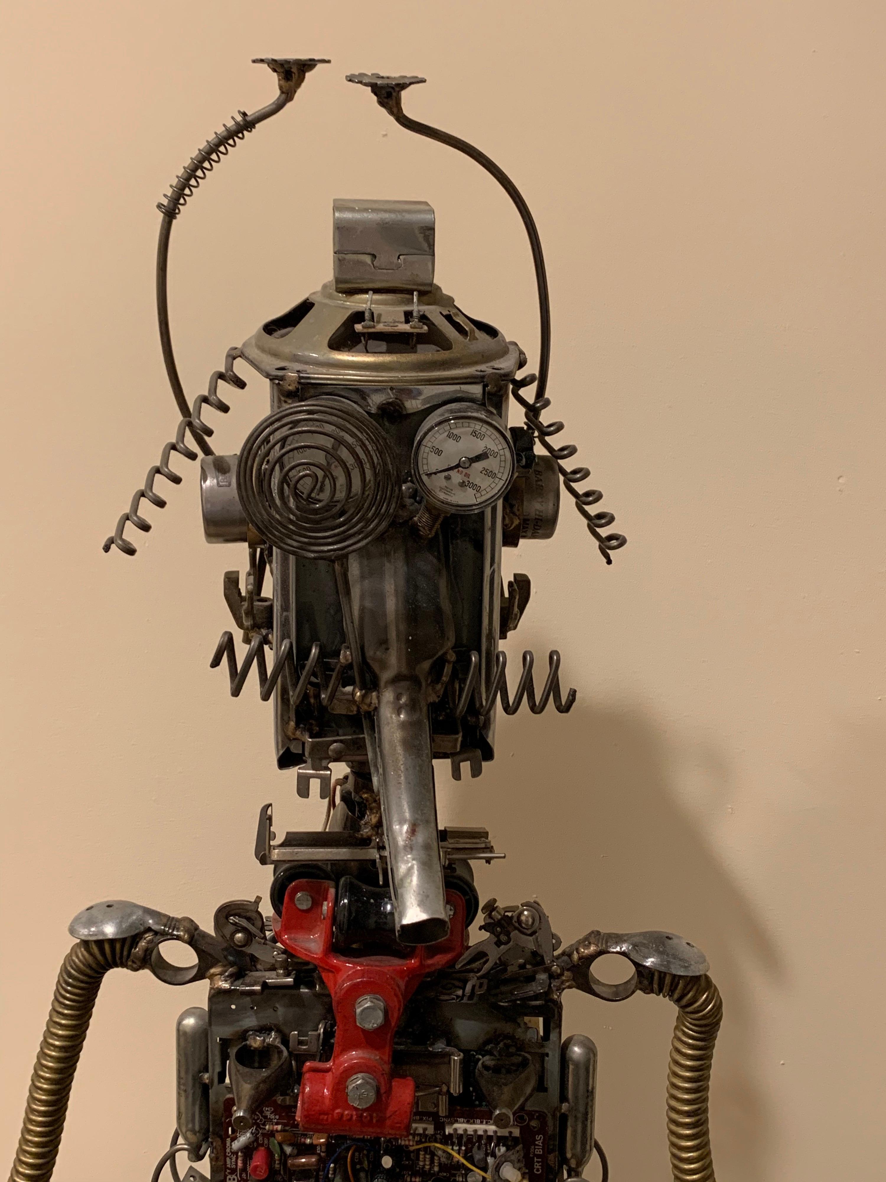 Circuit Man - sculpture  – Sculpture von Unknown