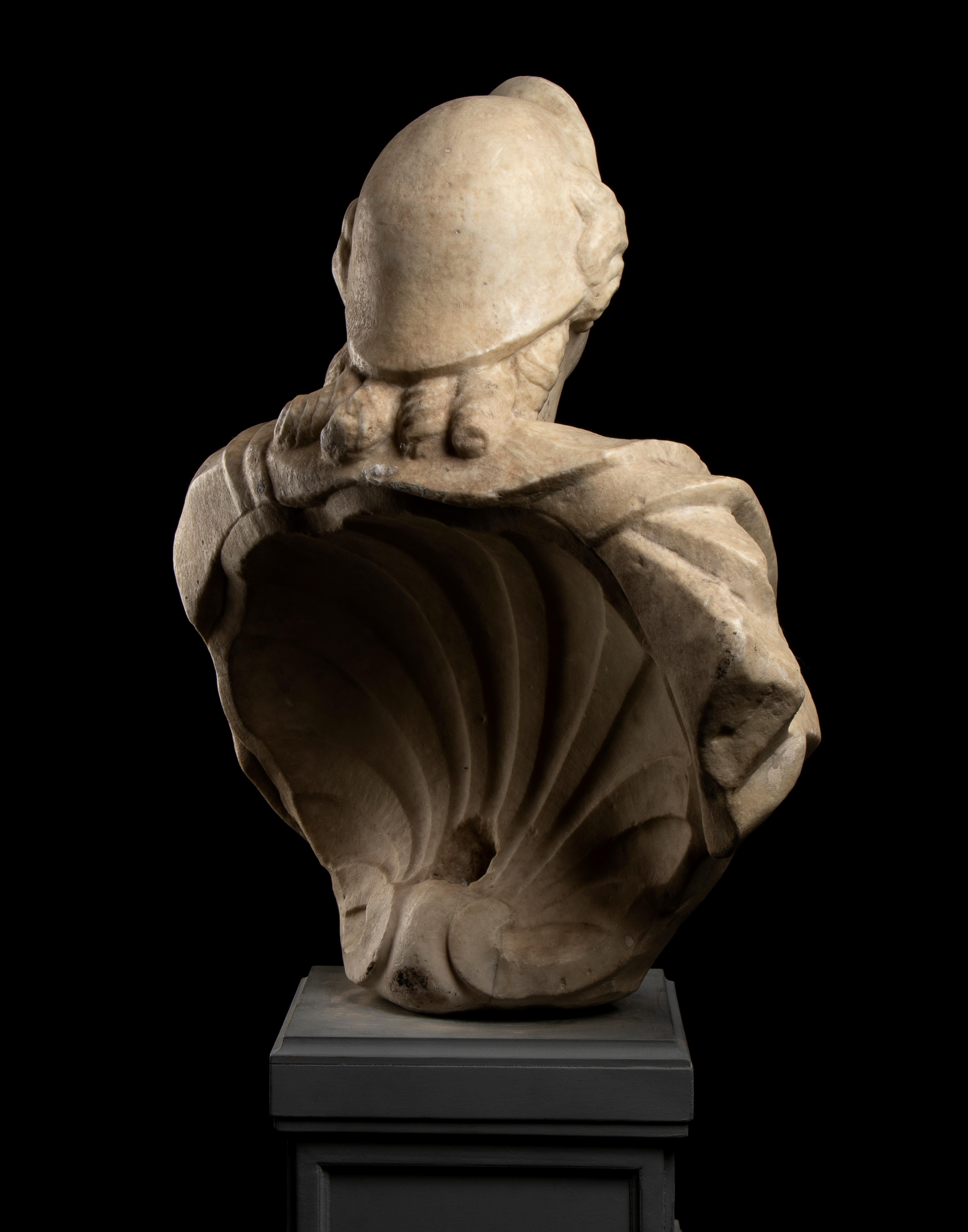 Scultura classica romana del XVIII secolo in marmo bianco con busto di donna 2