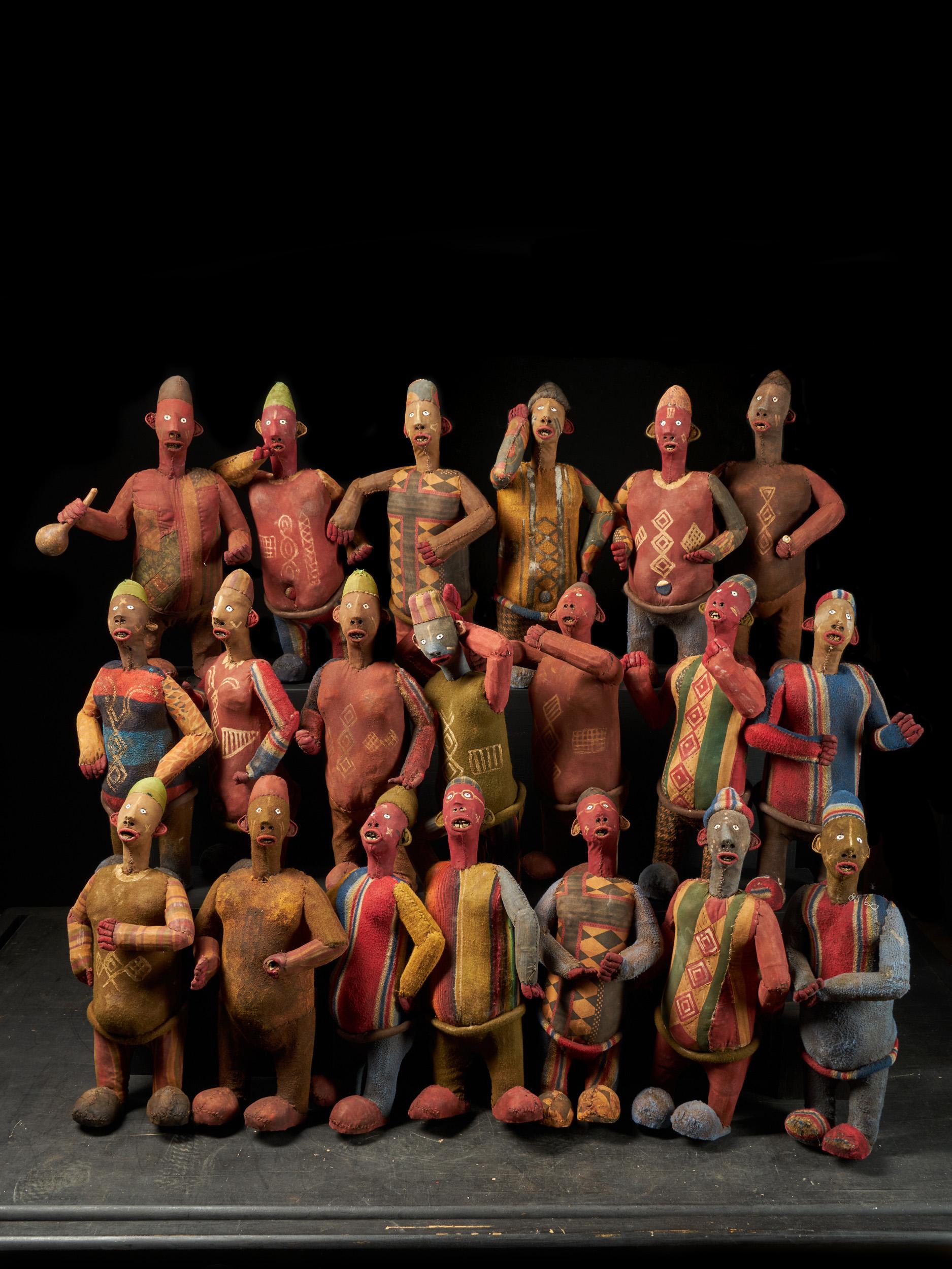 Collection of 20 Decorative and very Expressive Bembe Mudzini Reliquary Figures