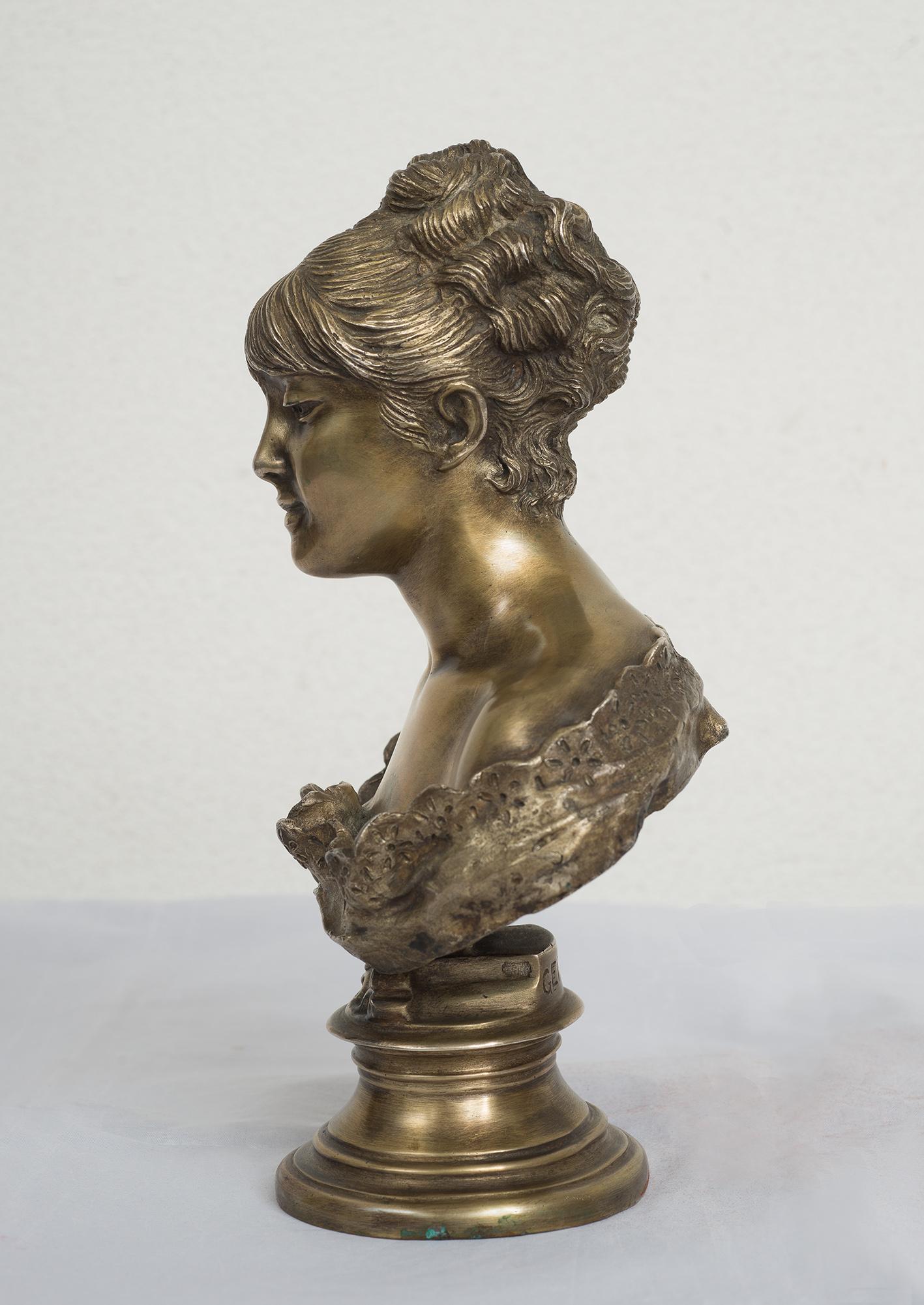 Paar fein gearbeitete Skulpturen aus massivem Silber, signiert Gemito mit Chiurazzis Galeriestempel.

Die Frau ist in halber Körpergröße dargestellt, trägt zeitgenössische Kleidung und ruht auf einem runden Sockel.

Der Mann ist mit nacktem