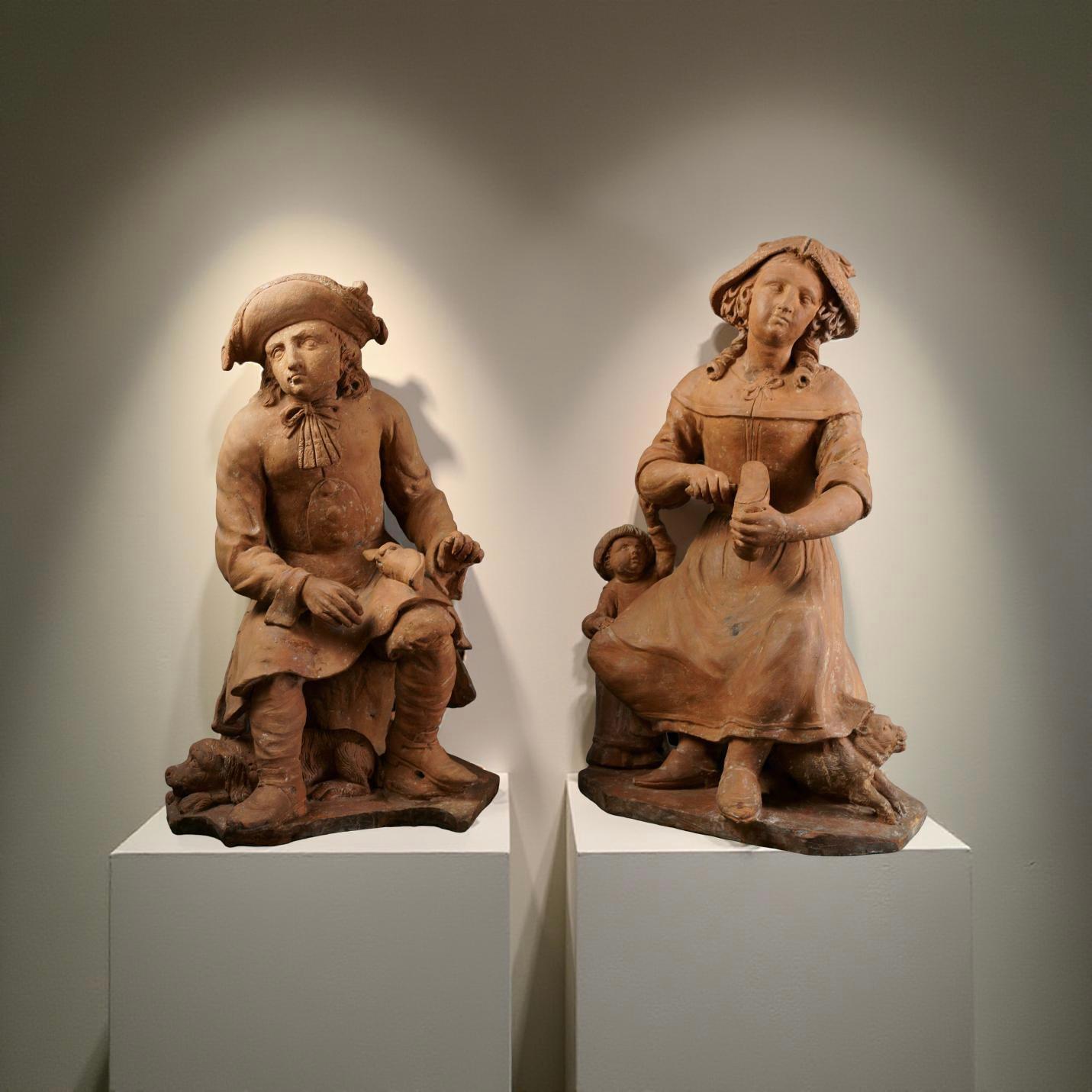 Coppia di Sculture Francesi in Terracotta Atelier di Parigi  XVII secolo - Sculpture di Unknown