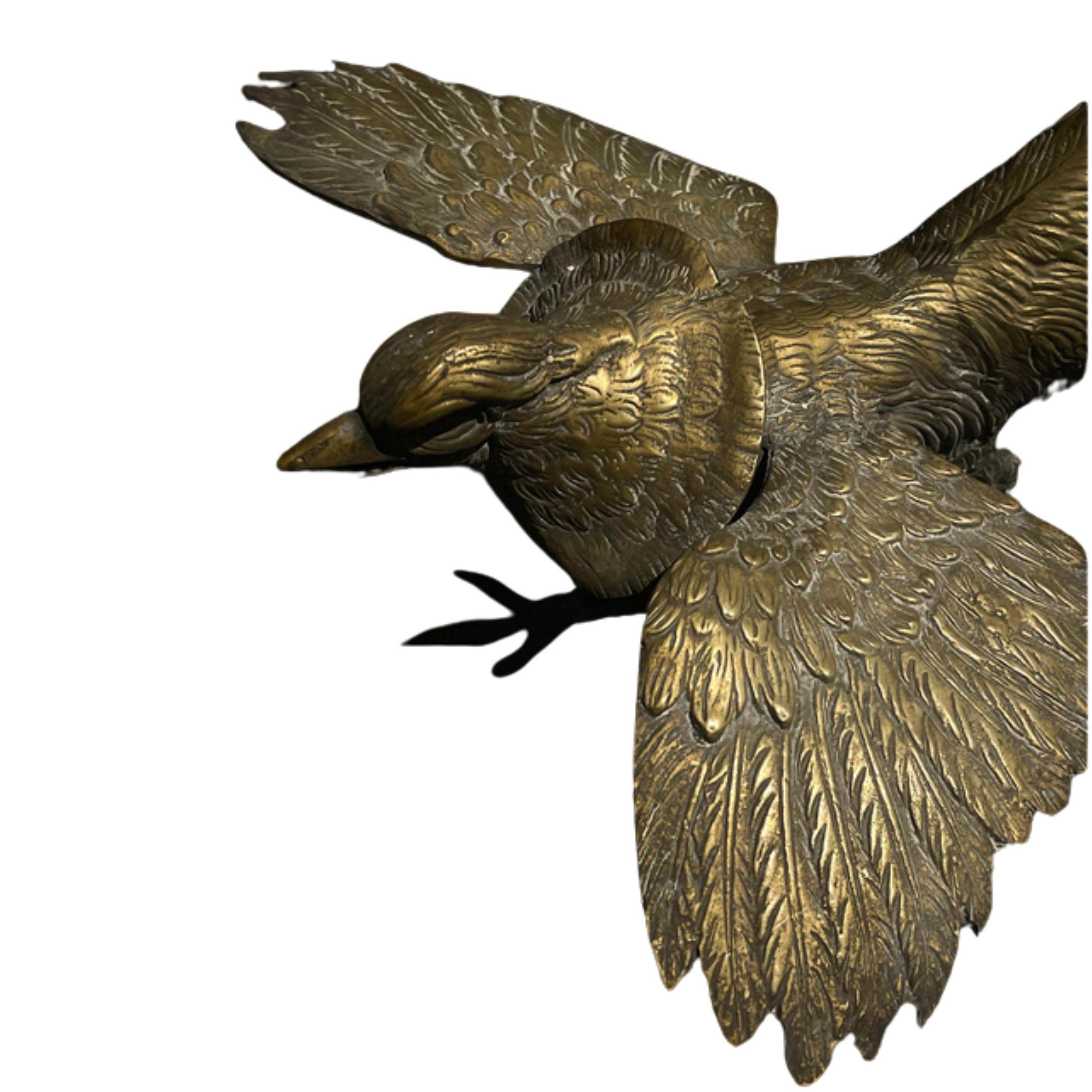 Paire de sculptures en métal représentant des oiseaux mythologiques, France, fin du XIXe siècle - Autres styles artistiques Sculpture par Unknown