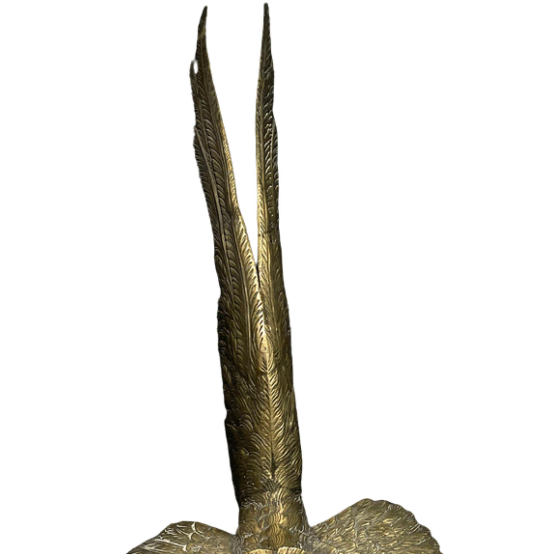Paire de sculptures en métal représentant des oiseaux mythologiques, France, fin du XIXe siècle - Gray Figurative Sculpture par Unknown