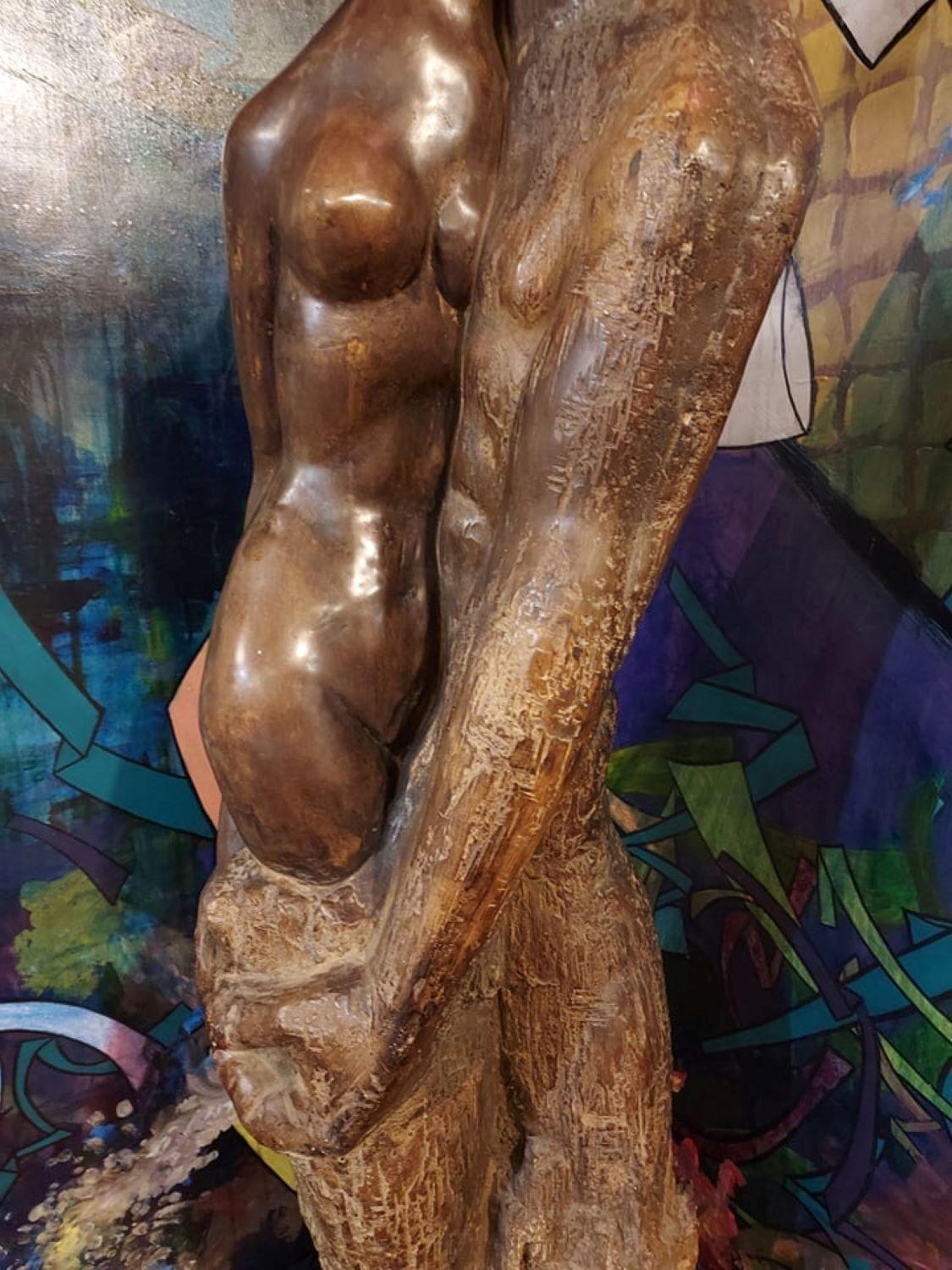 bronze couple sculpture