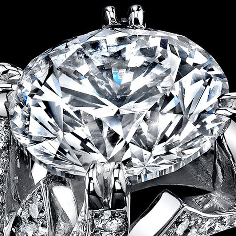 Diamond ring 5.2 Carat GIA Certified Brilliant 6.65 total weight 100k+ J-SI1 - Romantic Sculpture by Unknown