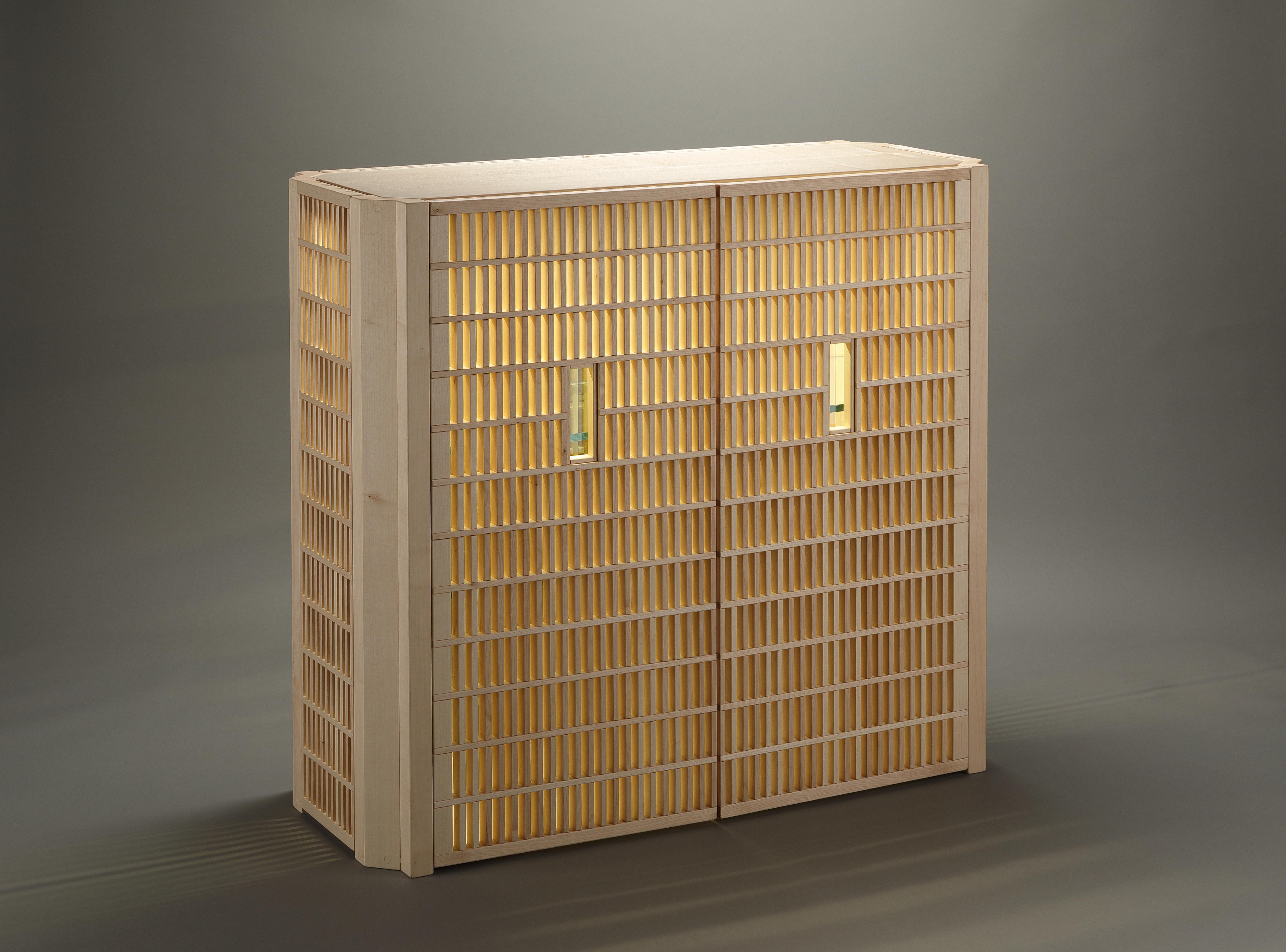 Design made in Italy duckboard bar cabinet in marple wood, fine details For Sale 2