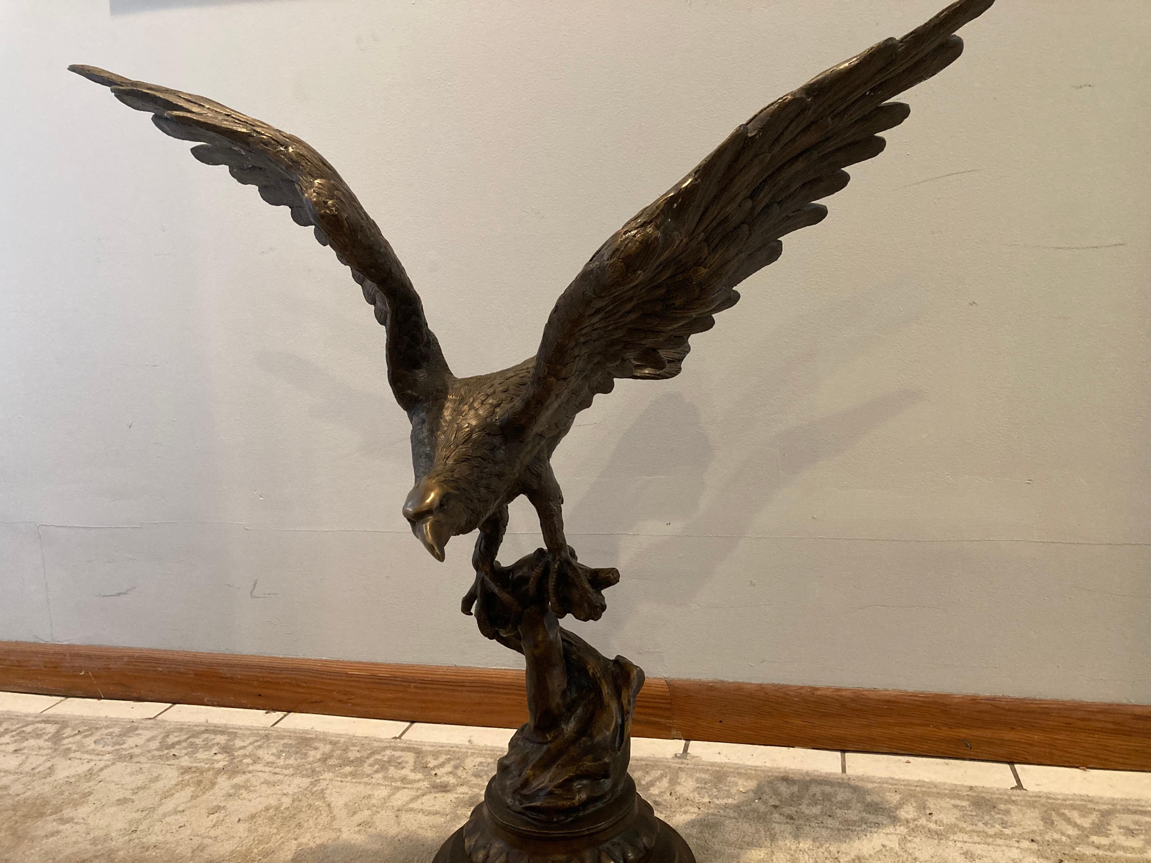 Eagle (ex. „Palmira“ ( Nachlass von Sarkis Kaltakdjian) – Große Bronzeskulptur im Angebot 2