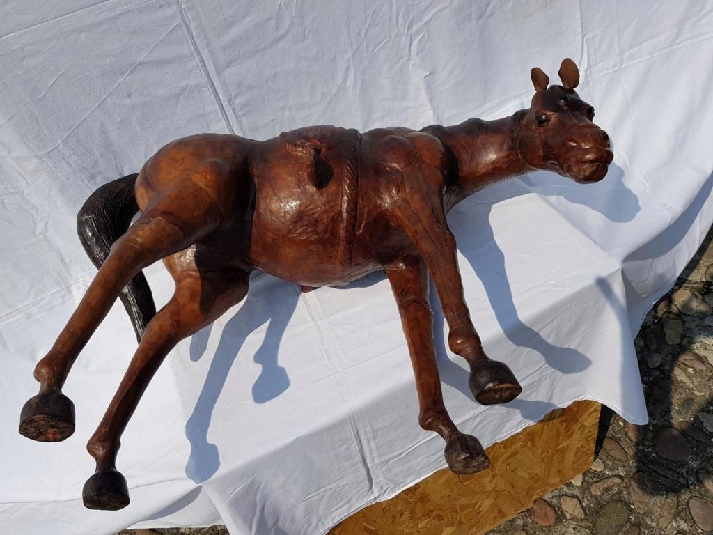 Animalier-Holz-Lederskulptur des frühen 20. Jahrhunderts – Spielzeugpferd im Angebot 9