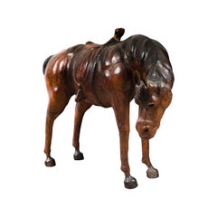 Principios del siglo XX Escultura de cuero de madera de animalier - Caballo de juguete
