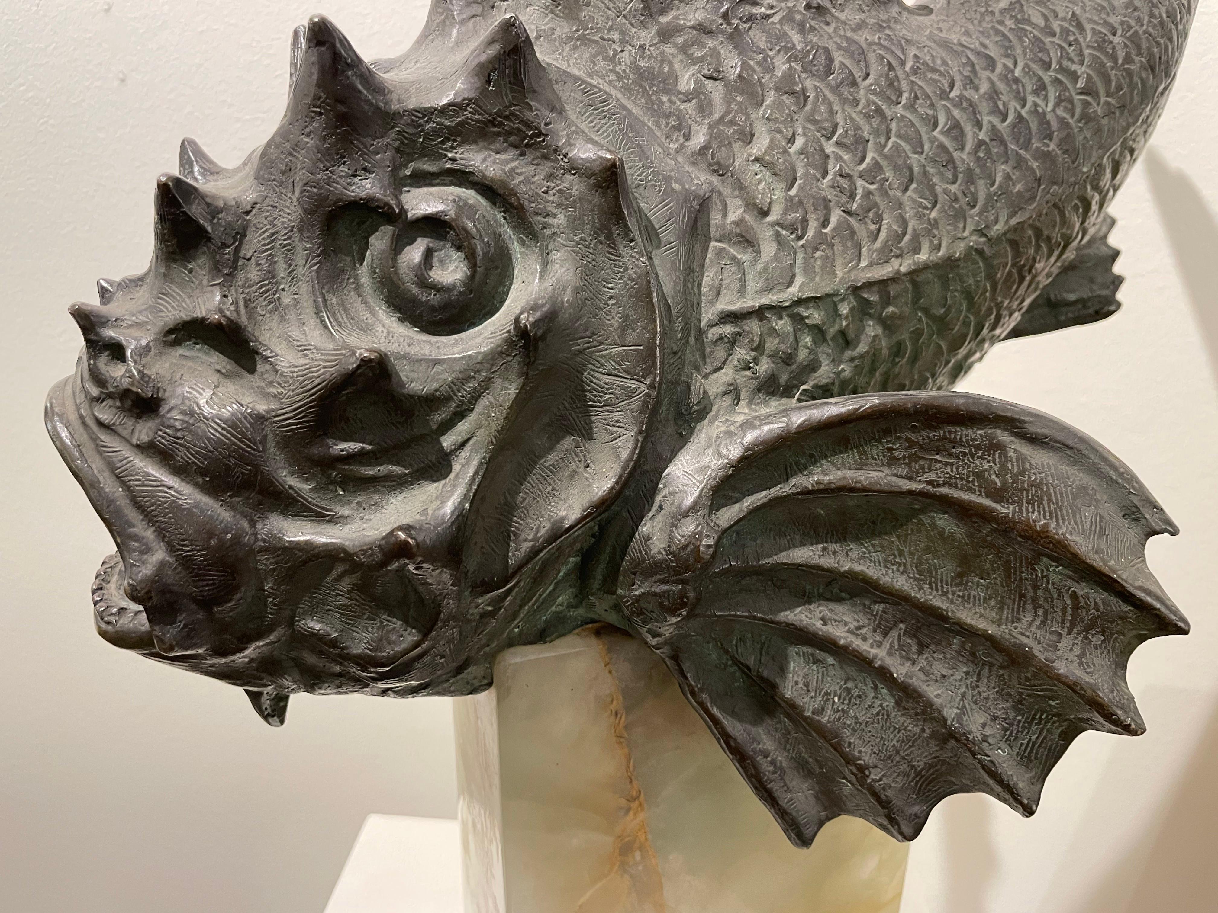 Pesce scorpione in bronzo moderno dei primi del Novecento su base in marmo in vendita 4