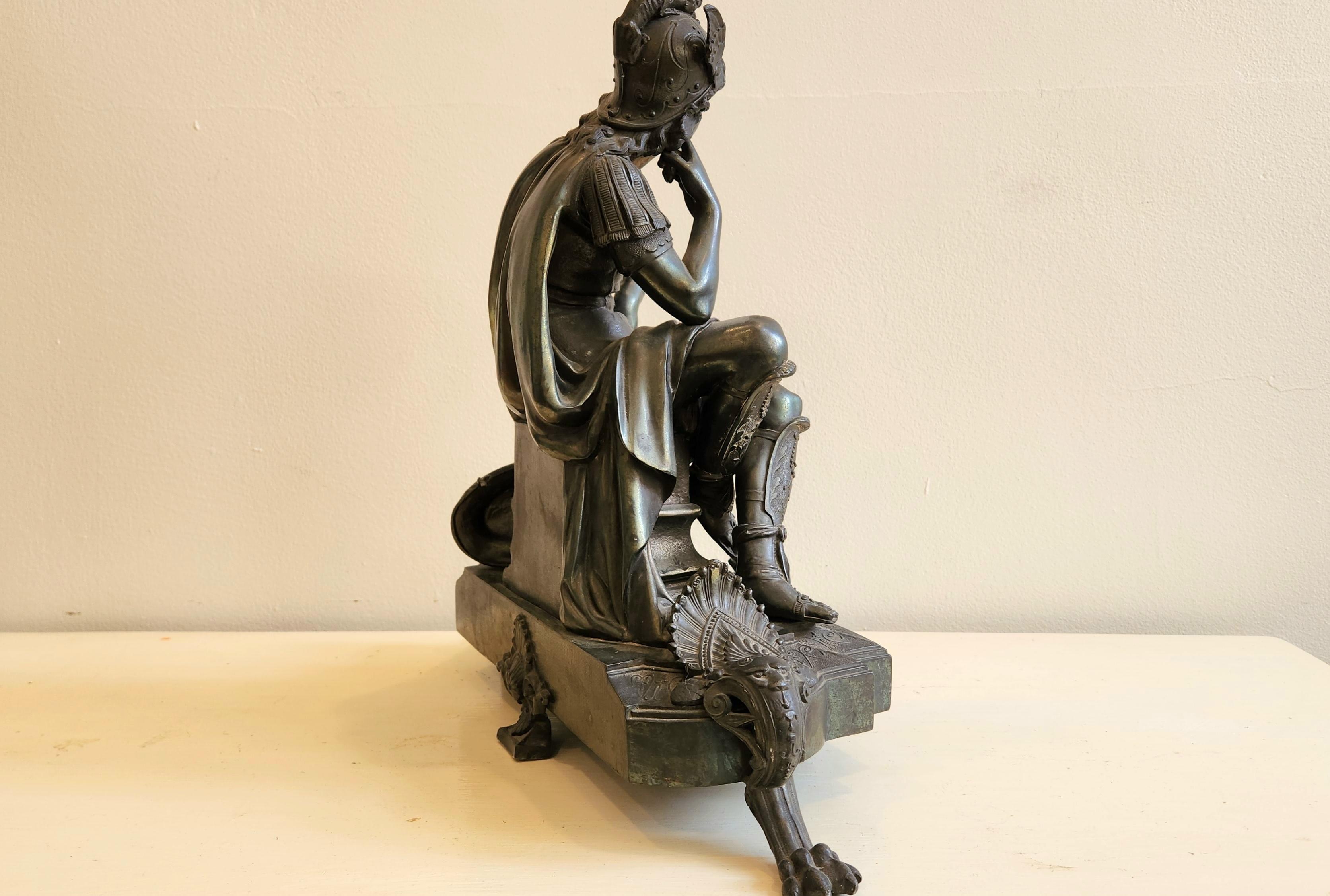 Sculpture européenne en métal représentant Mars assis 8