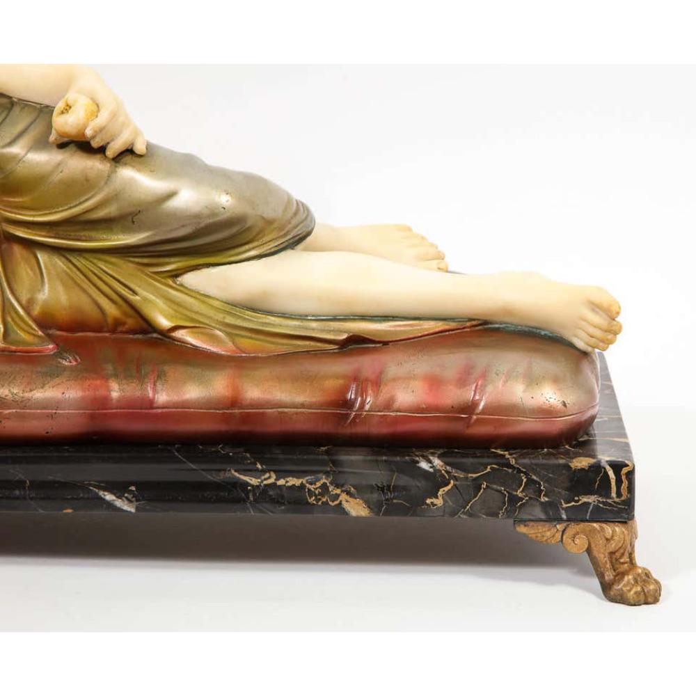 Exceptional Italian Sculpture of Paulina Bonaparte Borghese after Anotino Canova - Gold Nude Sculpture by Unknown