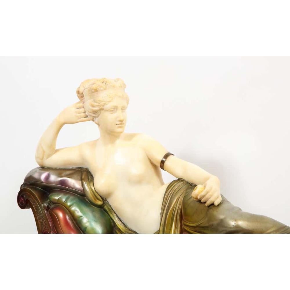 Exceptional Italian Sculpture of Paulina Bonaparte Borghese after Anotino Canova 2