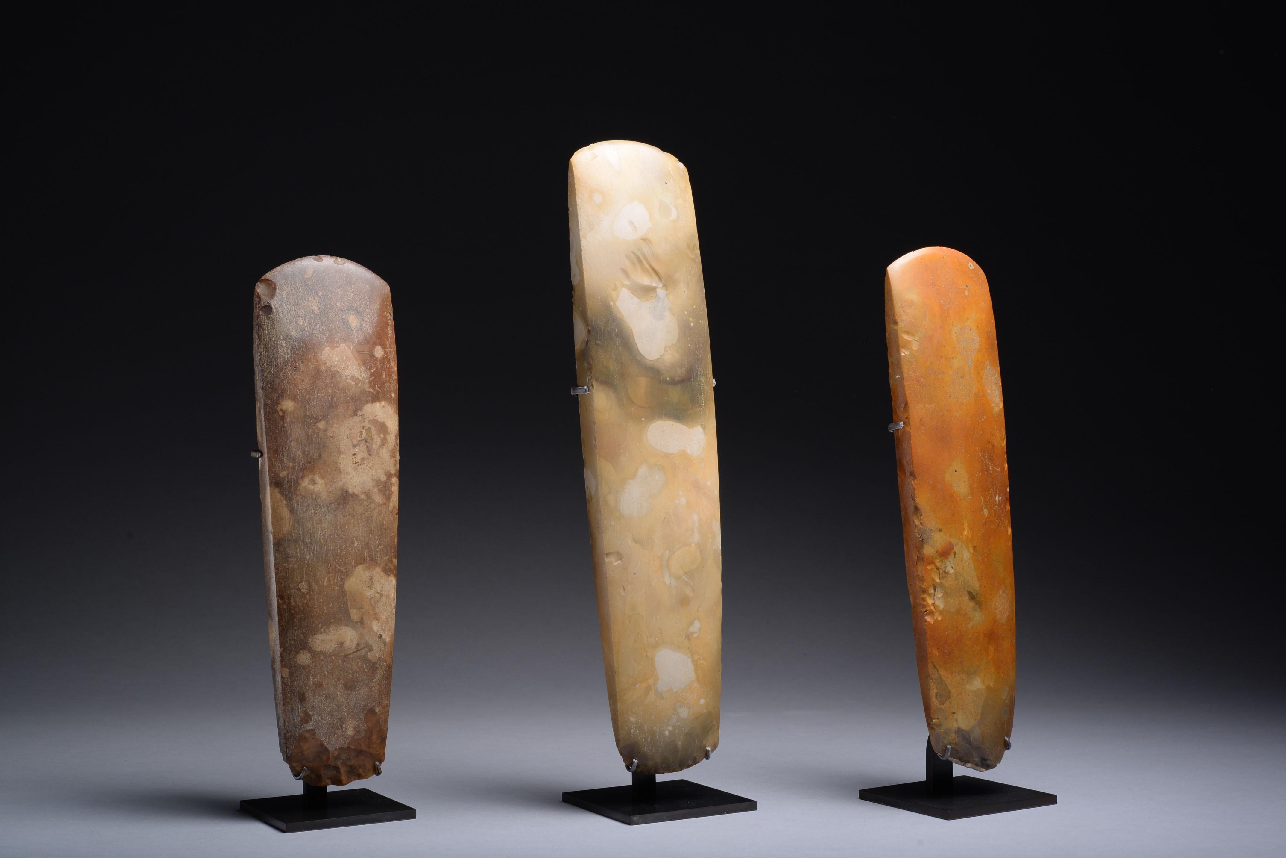 Exceptional Neolithic Ceremonial Flint Axes - Sculpture by Unknown