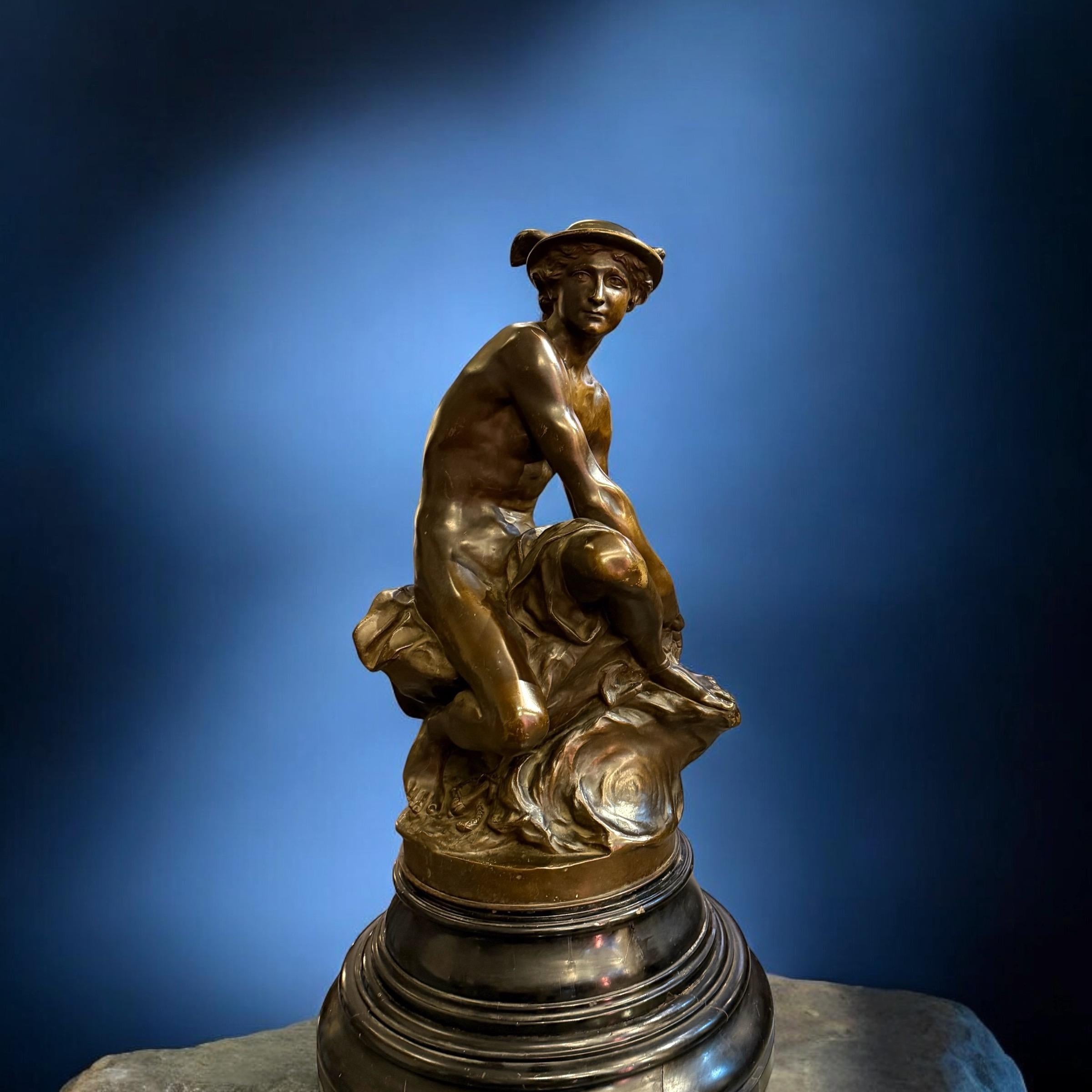 Fabuleuse sculpture italienne néoclassique en marbre représentant Hermès en vente 9