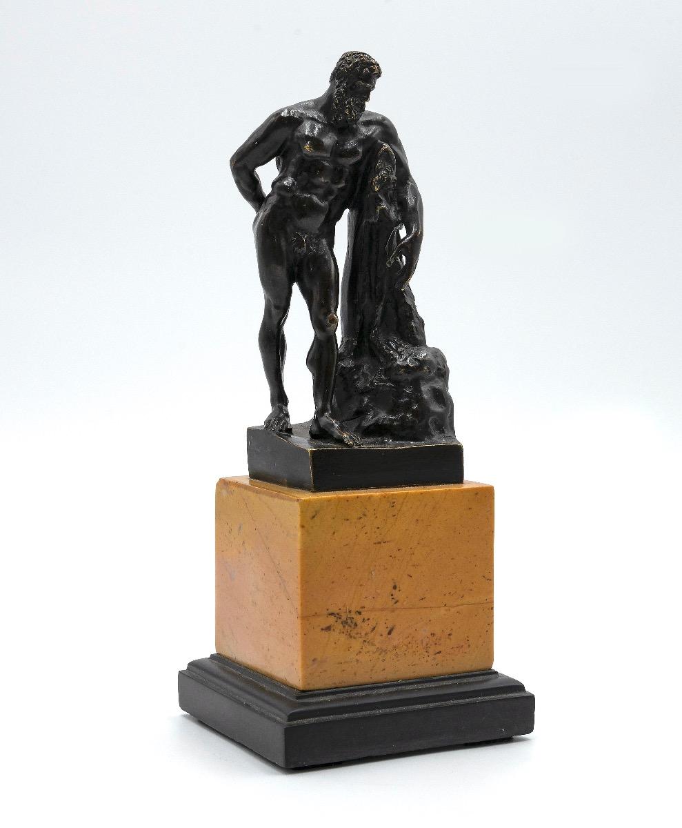 Unknown Figurative Sculpture - Farnese Hercules - Bronze Sculpture - 20th Century