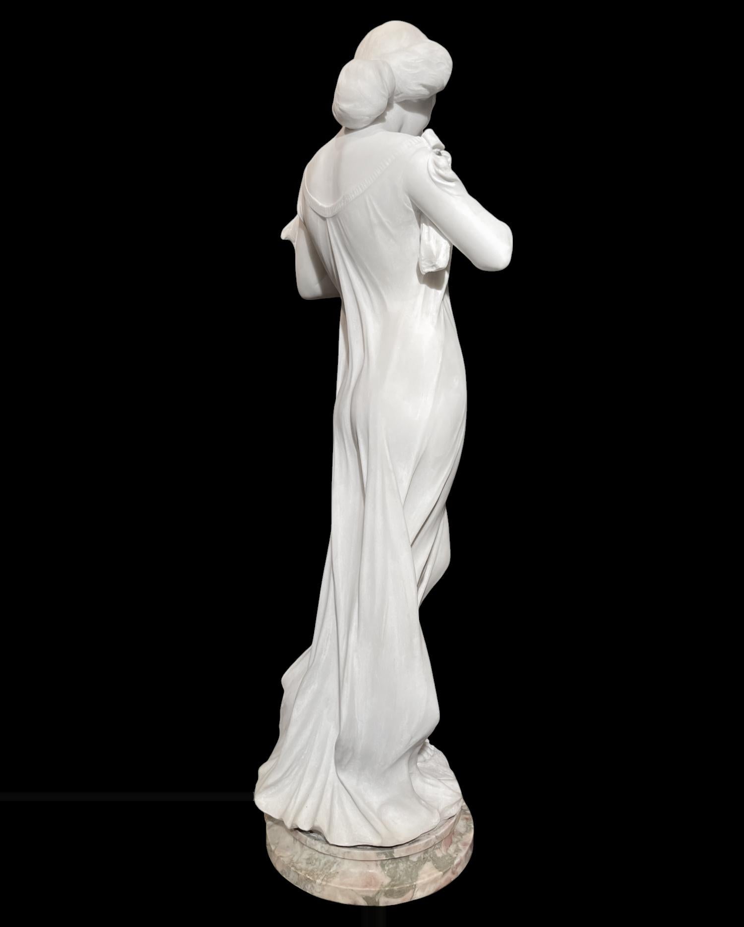 Statua di fidanzamento femminile in marmo finemente scolpita di C.C. in vendita 5
