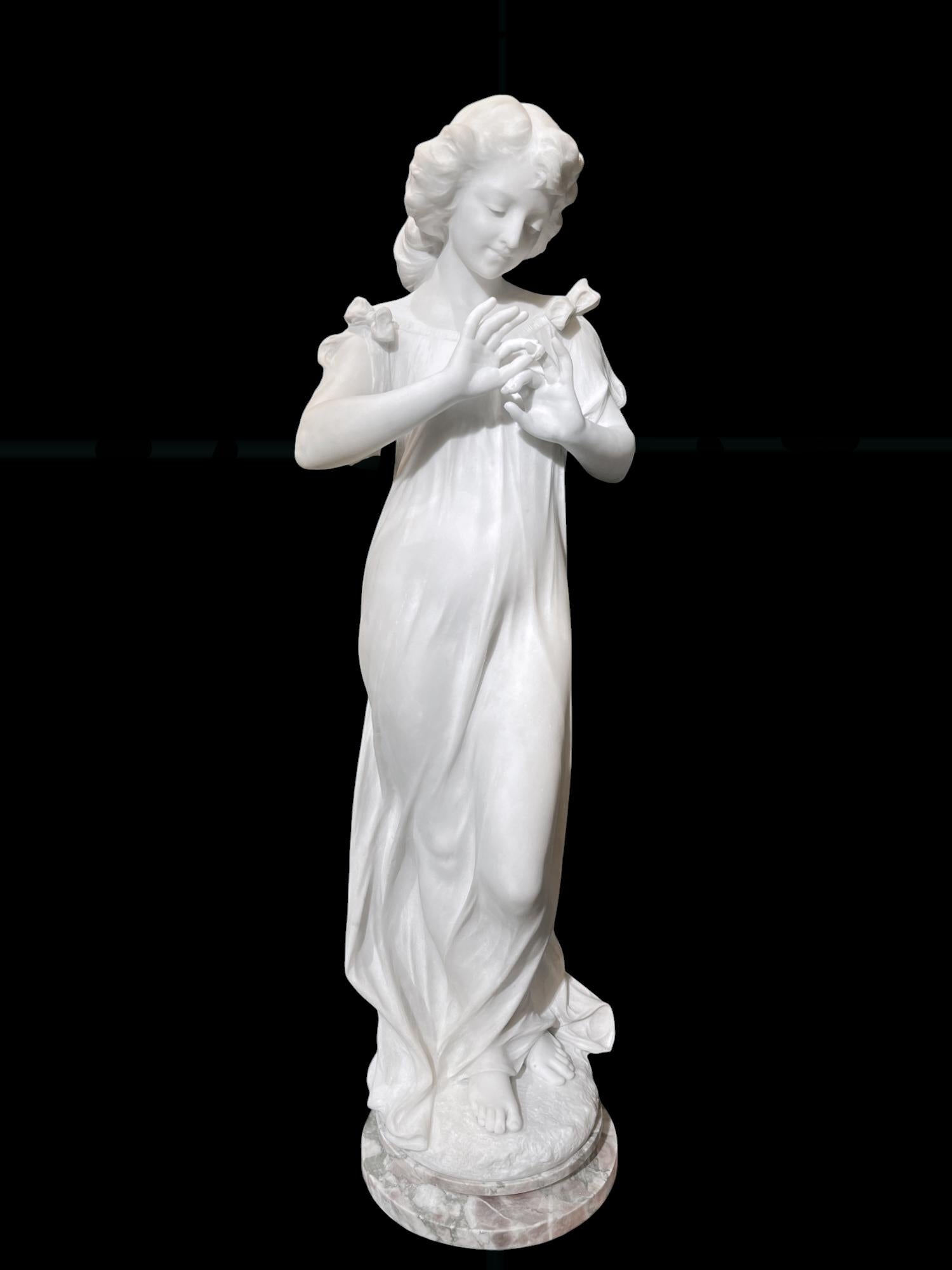 Statua di fidanzamento femminile in marmo finemente scolpita di C.C. in vendita 8