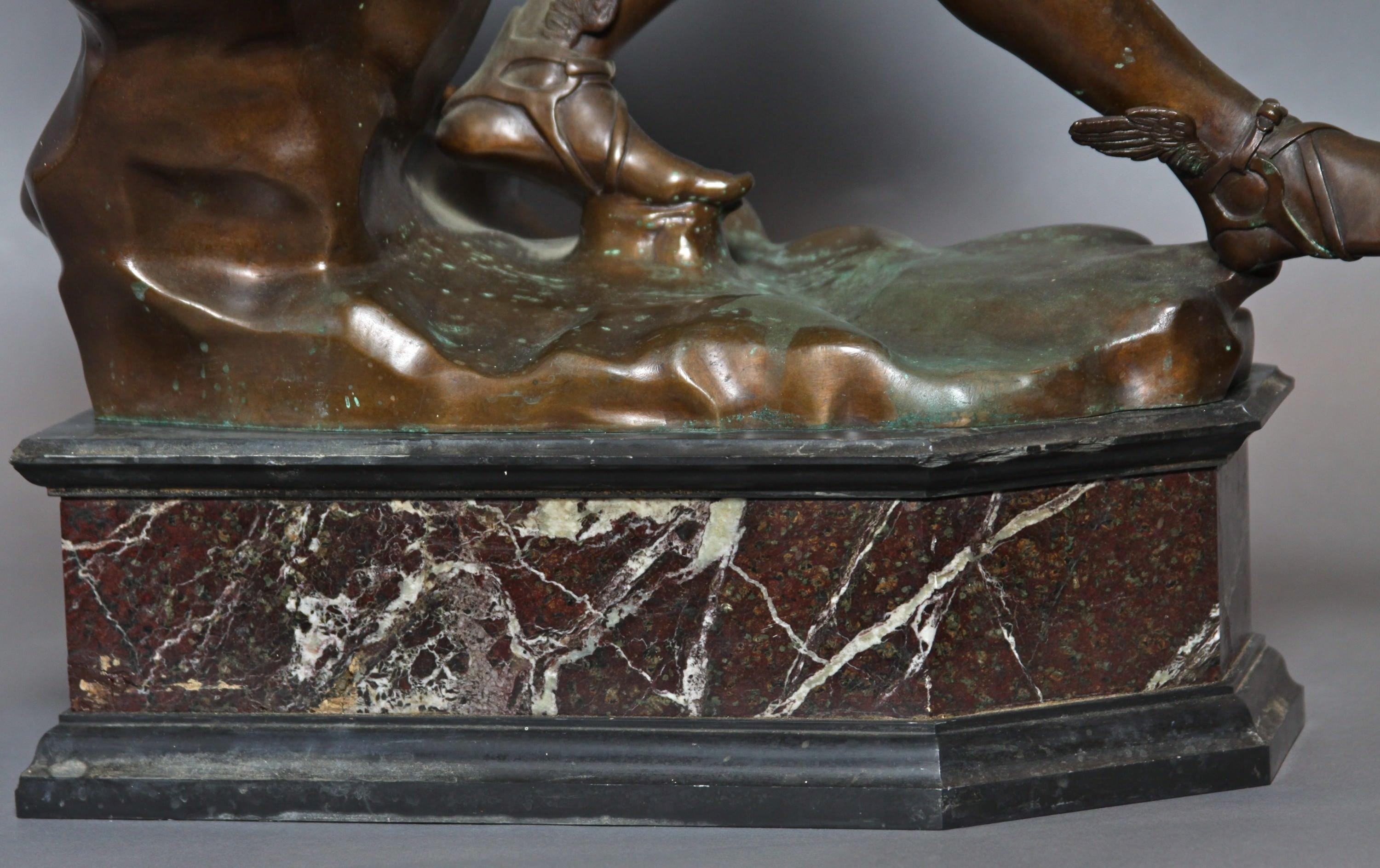 Grand Tour Figure en bronze d'Hermès assis, début du 19e siècle D'après l'Antiquité en vente 6