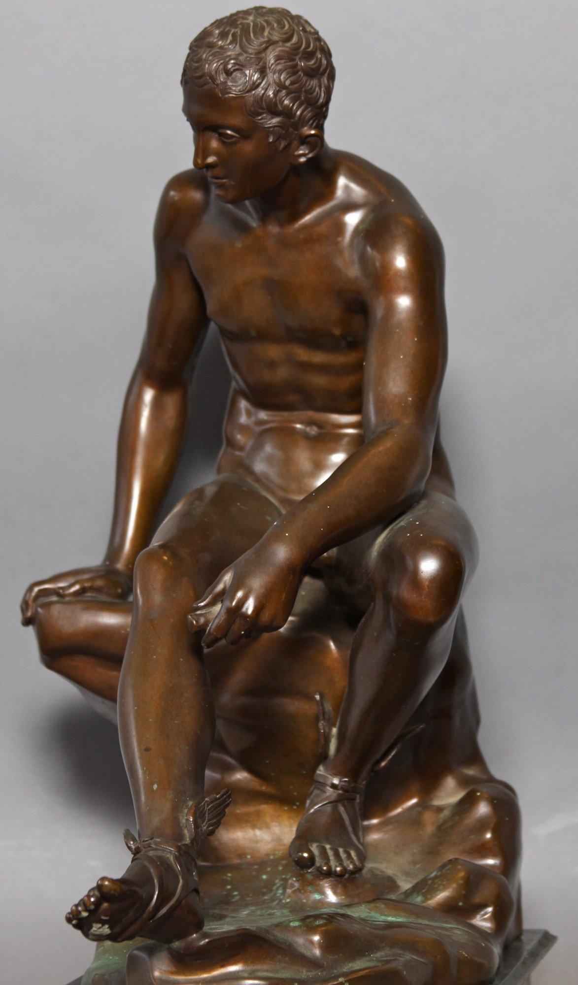 Grand Tour Figure en bronze d'Hermès assis, début du 19e siècle D'après l'Antiquité en vente 5
