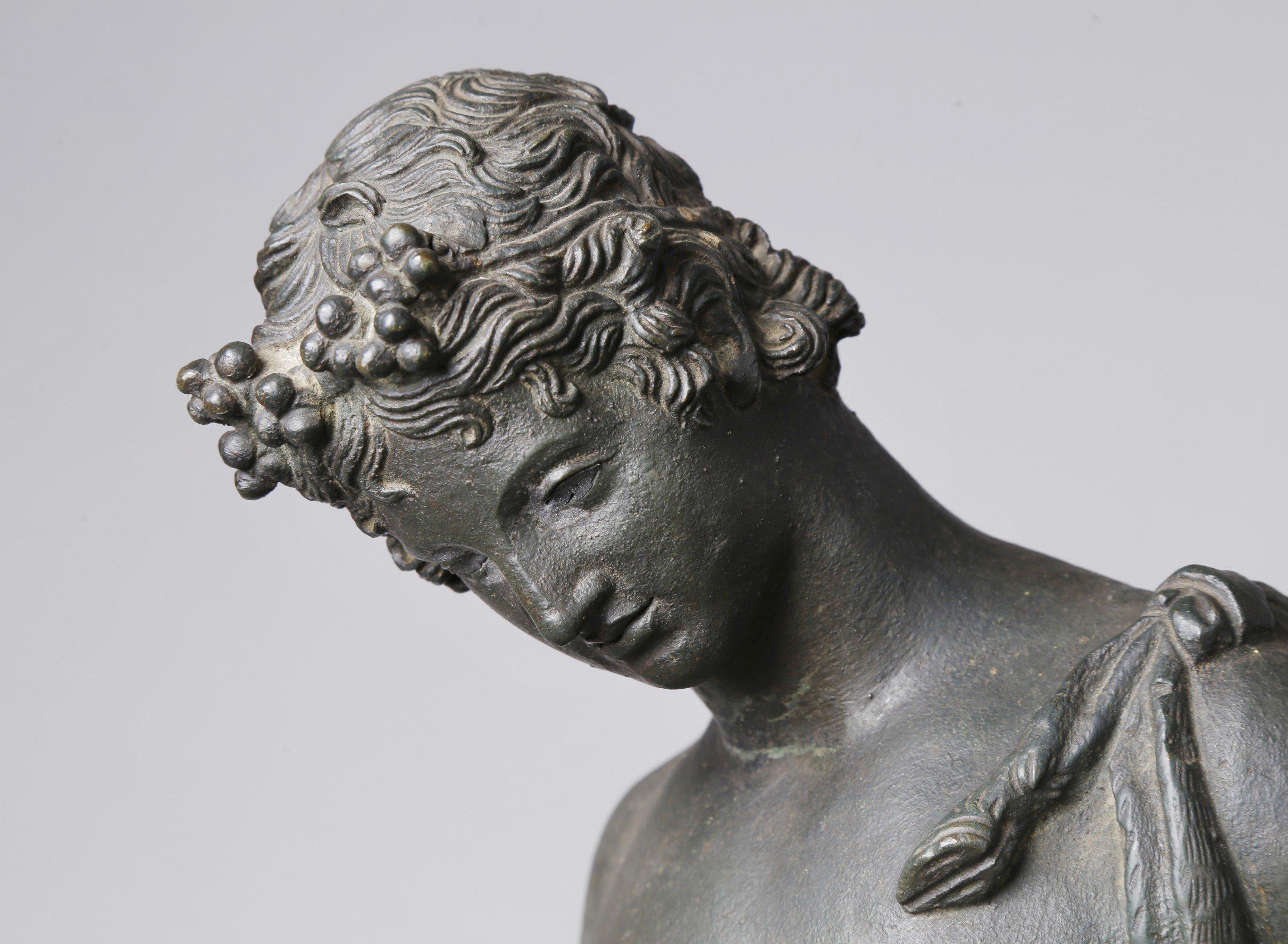 Grand Tour Bronzeskulptur des Dionysos, Italienische Schule des 19. Jahrhunderts im Angebot 5