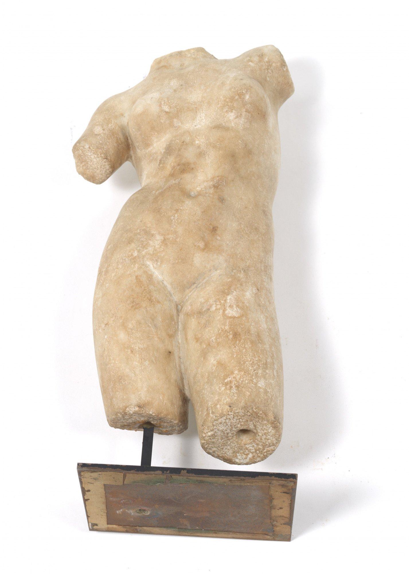 Grand Tour Torso of Aphrodite/Venus After the Antiquity, 19th Century For Sale 4