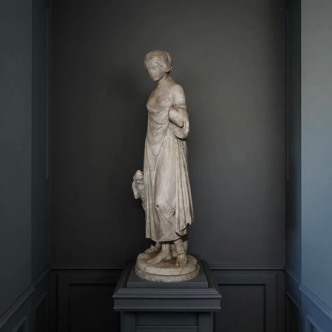 Gran escultura neoclásica italiana de mármol Alegoría siglo XVIII - Sculpture Escuela italiana de Unknown