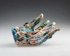 Mano (blu e verde), di Meghan Smythe, 2023