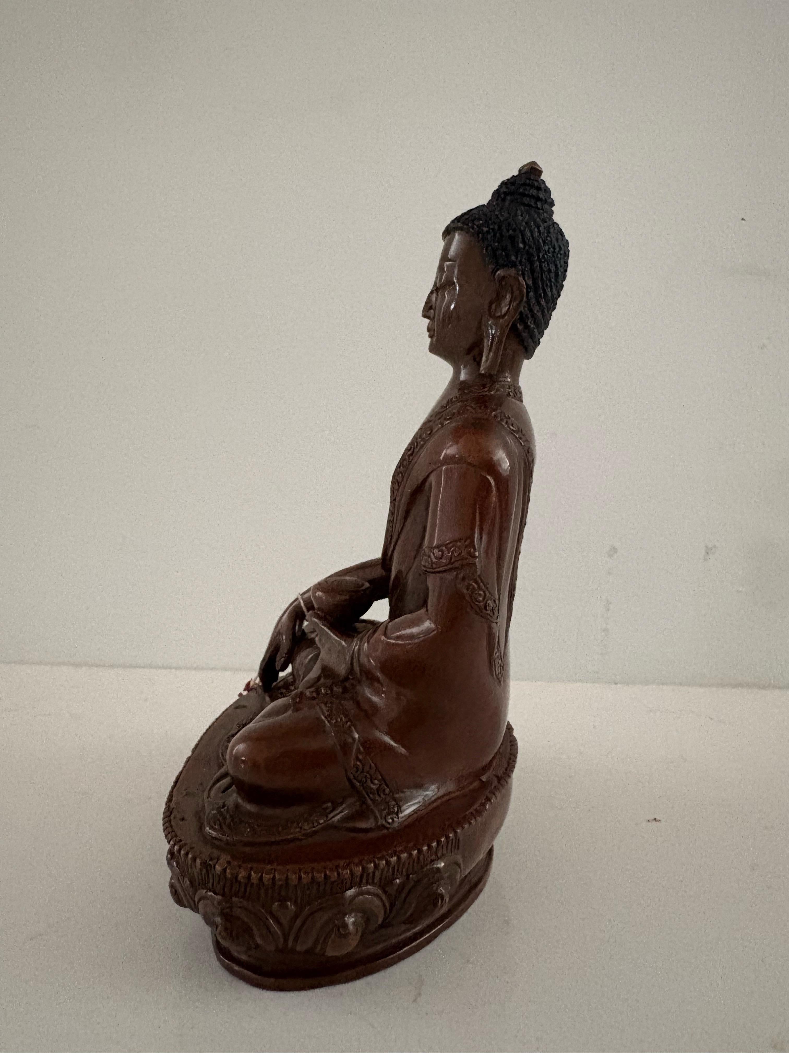 Handcrafted Buddha Statue by Lost Wax Process - Beige Figurative Sculpture by Unknown