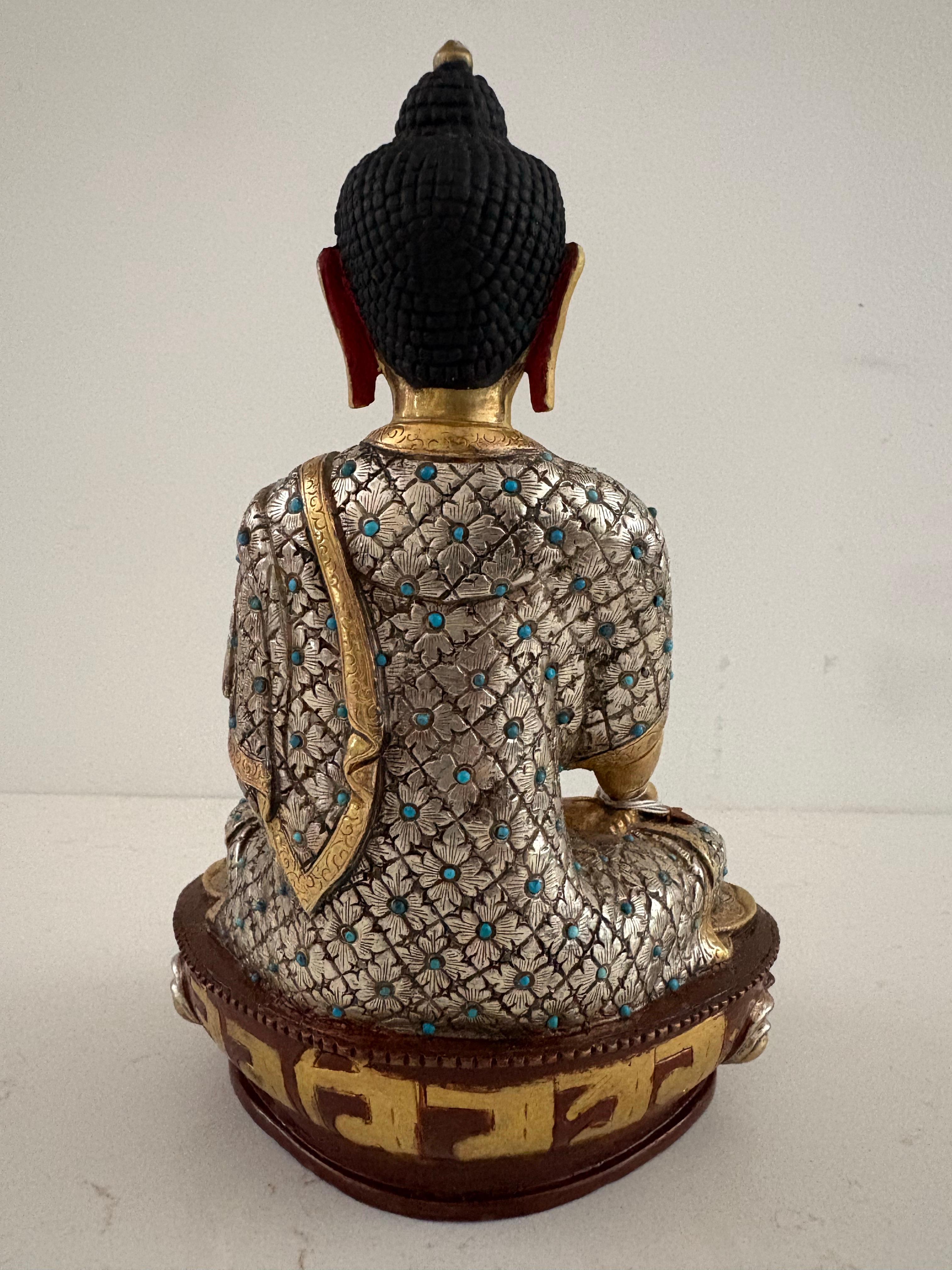 Statue de cinq bouddhas en or et argent fabriquée à la main selon le procédé de la cire perdue en vente 5