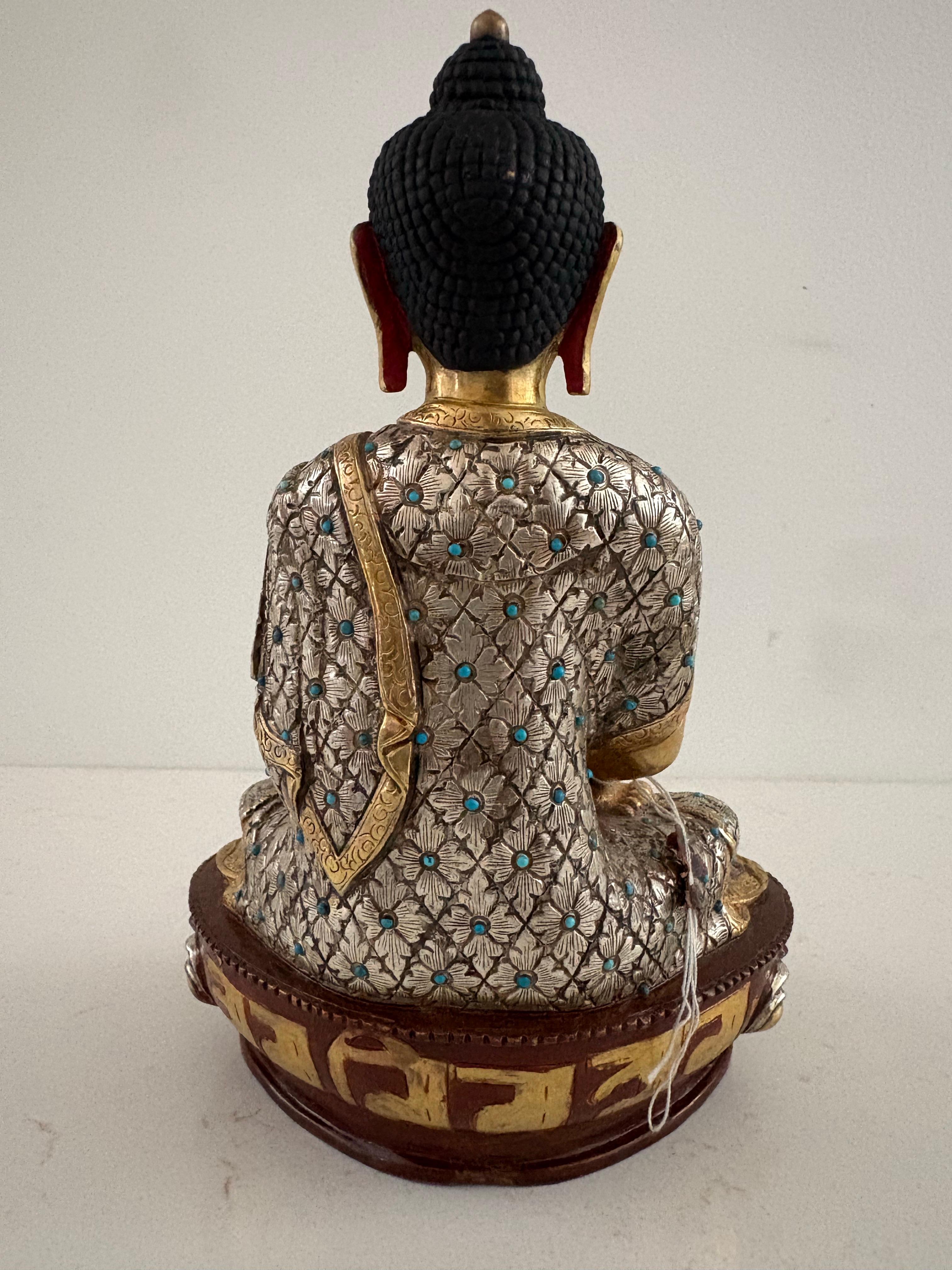 Statue de cinq bouddhas en or et argent fabriquée à la main selon le procédé de la cire perdue en vente 6