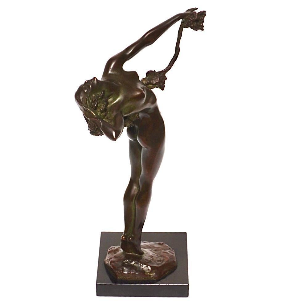 Harriet Whitney Frishmuth (estadounidense, 1880-1980)
La Vid, 1921
Bronce con pátina marrón y verde
Altura: 29,2 cm de alto sobre una base de mármol de 1,9 cm de alto
Inscripción en la base: © 1921 / Harriet W. Frishmuth
Estampado con marca de