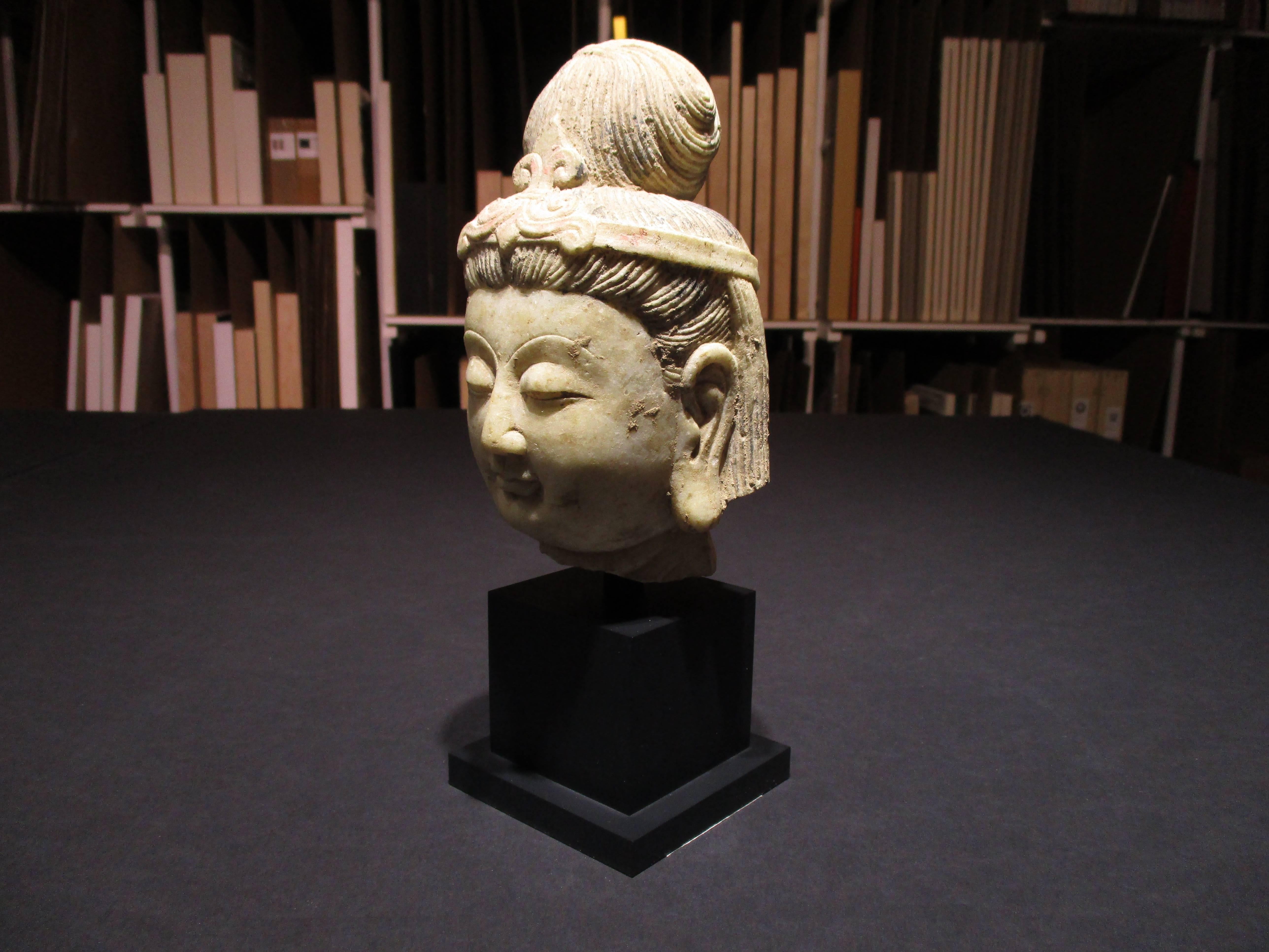 Head of Bodhisattva - Beige Figurative Sculpture by Unknown