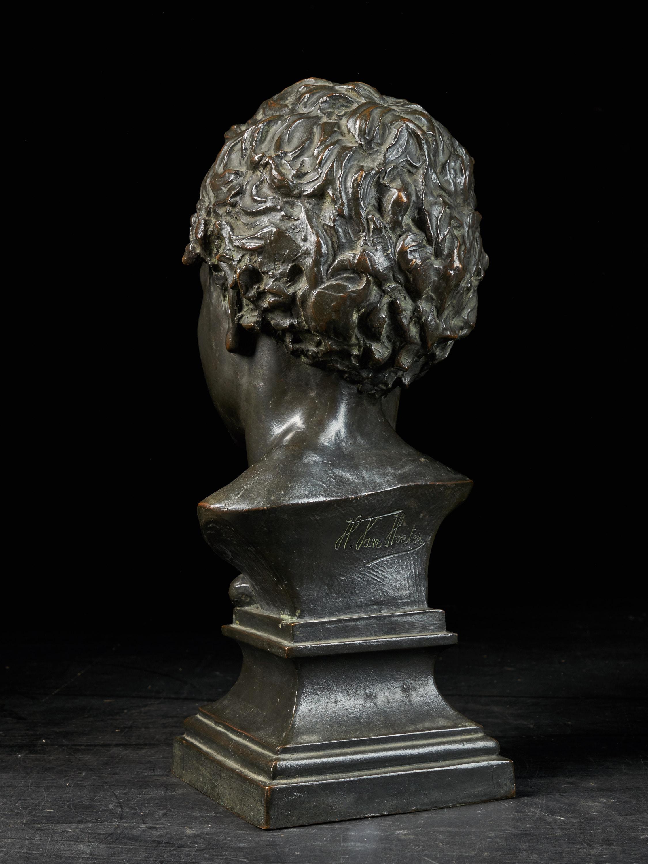 Henri Van Hoeter (1871-   ), Bronze Portrait Buste of a Young Man, signed - Art Deco Sculpture by Unknown
