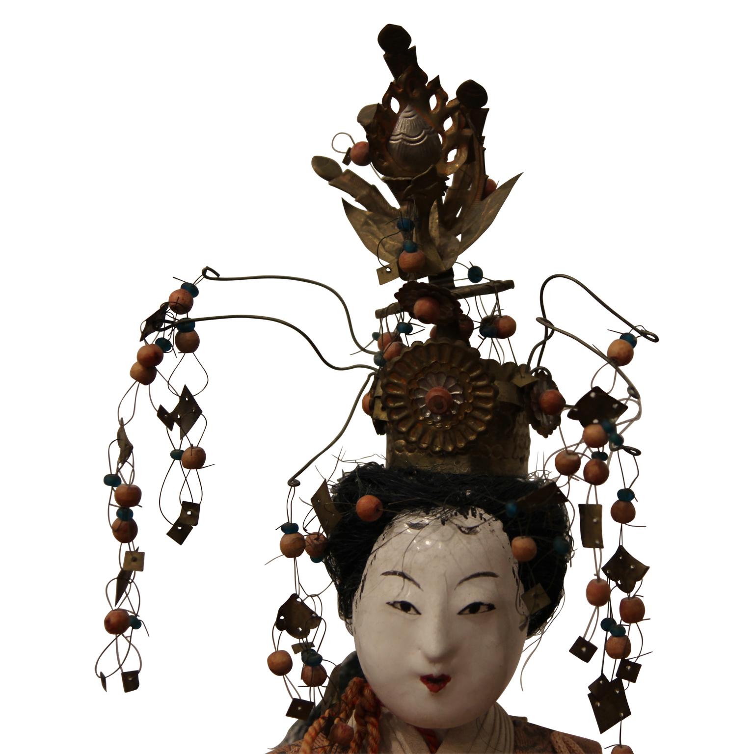 Hinamatsuri Festival Wooden Dolls of Princess and Prince – Sculpture von Unknown