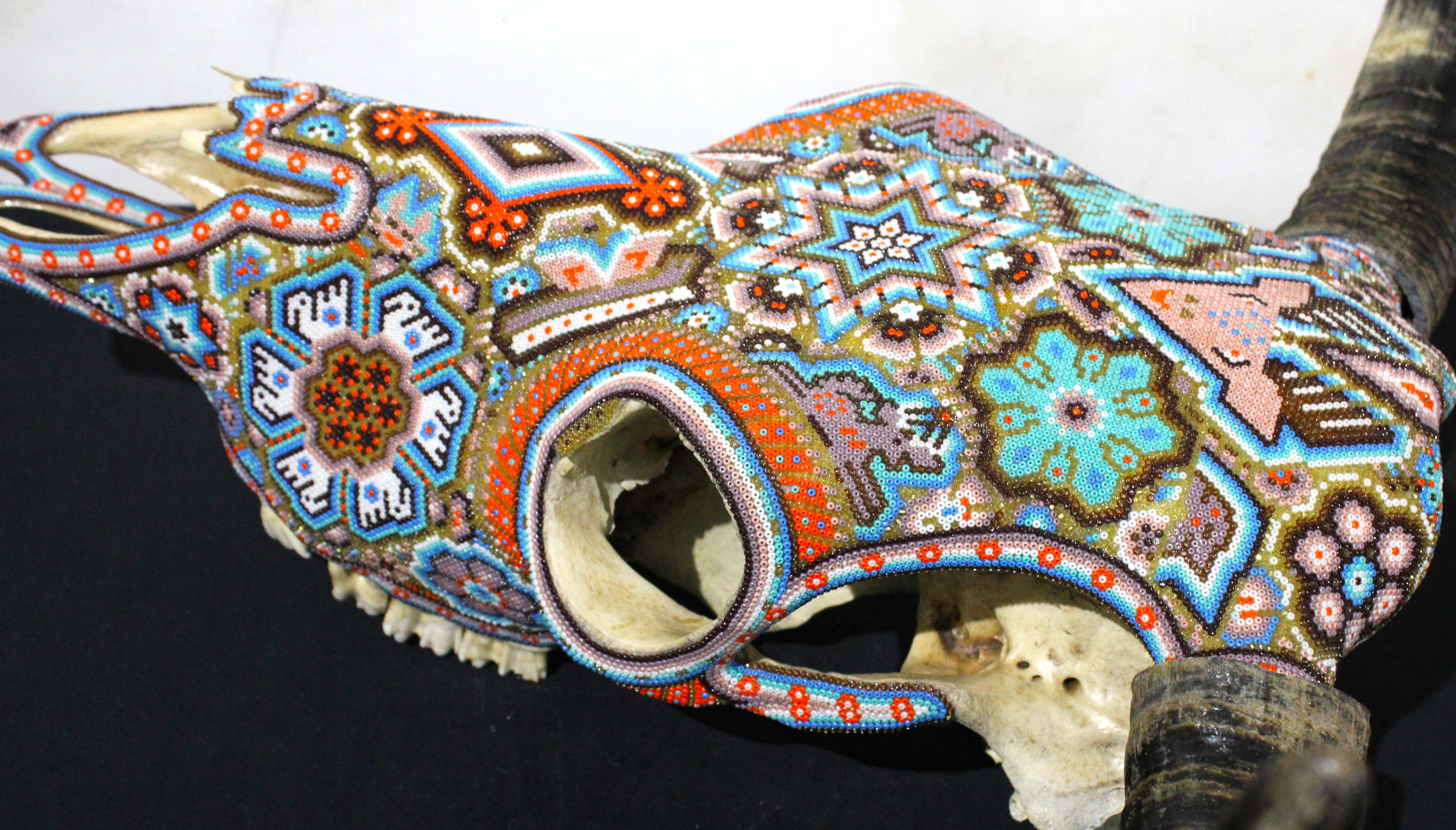 CRANIO DI TORO HUICHOL. . . . . . . in vendita 5