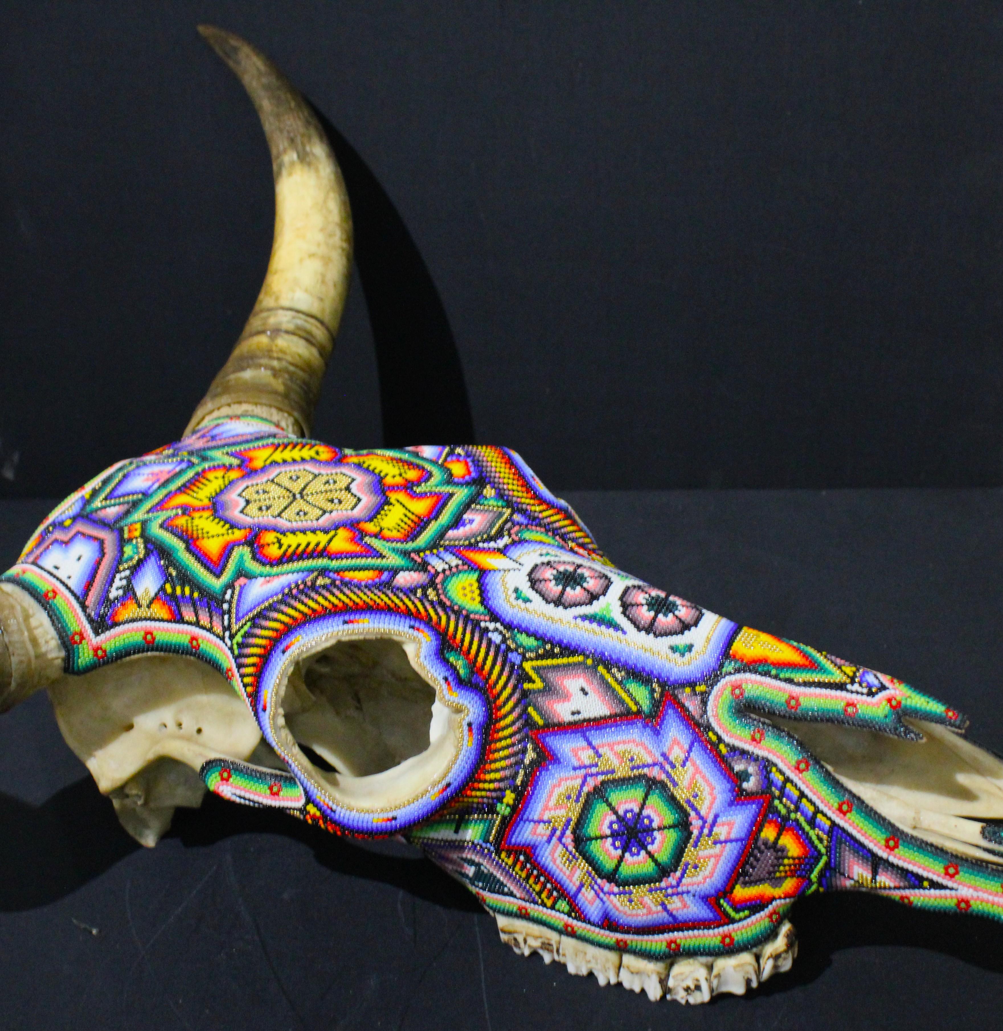 HUICHOL-BULL SKULL. . . . . . . . . - Pop Art Sculpture by Unknown