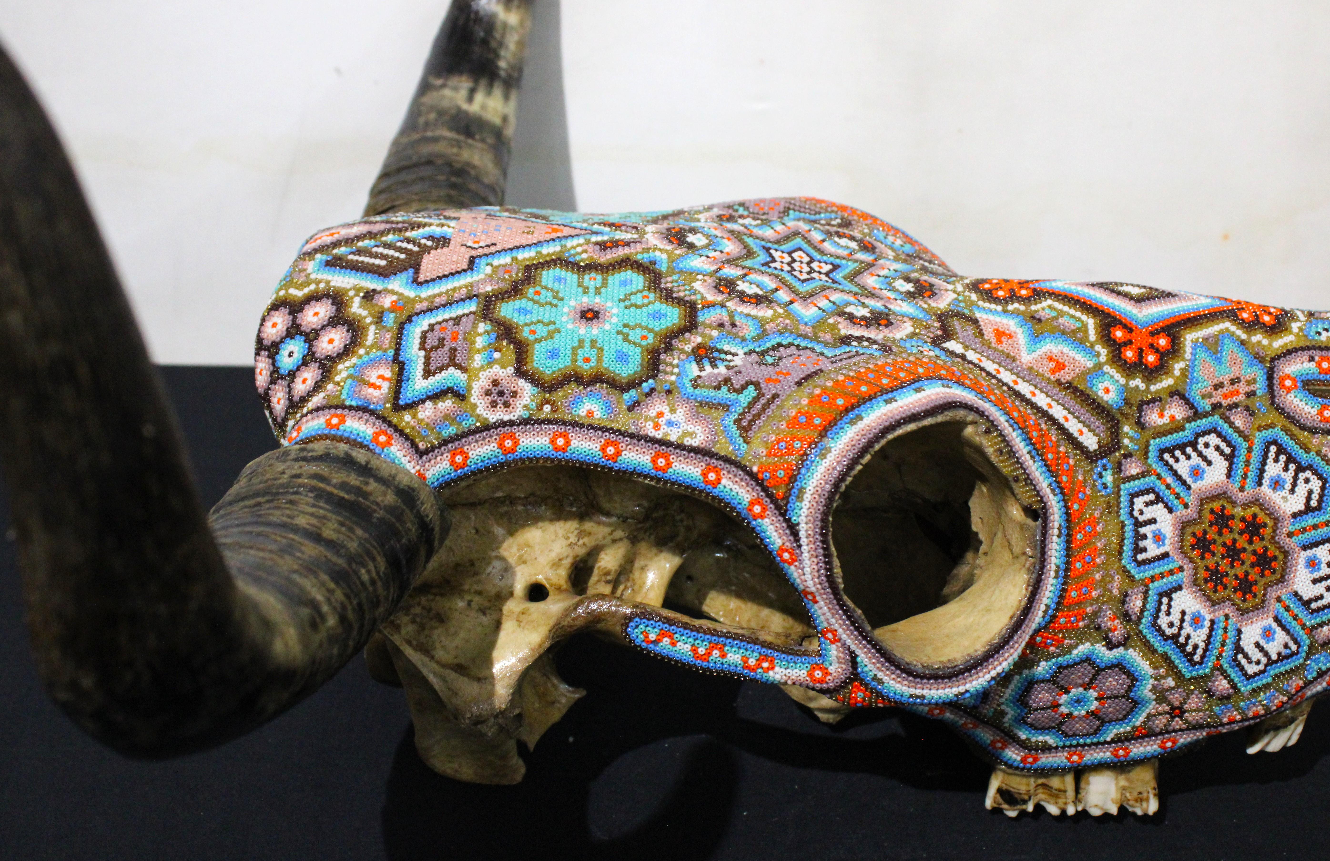 CRANIO DI TORO HUICHOL. . . . . . . in vendita 2
