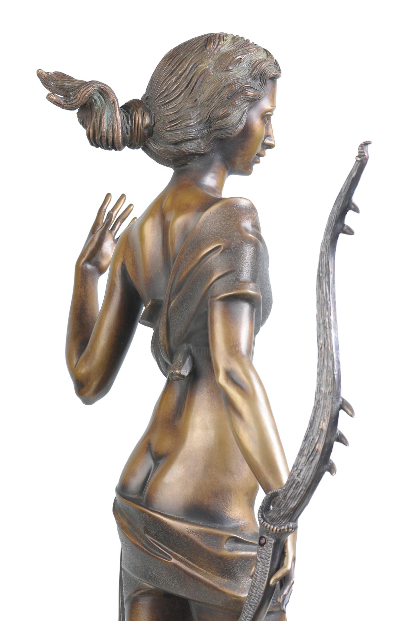 Huntress, Bronze Sculpture by Volodymyr Mykytenko, 2006 For Sale 2