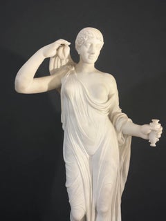 Imponente Scultura Neoclassica Italiana in Marmo Venere Genitrice XIX secolo