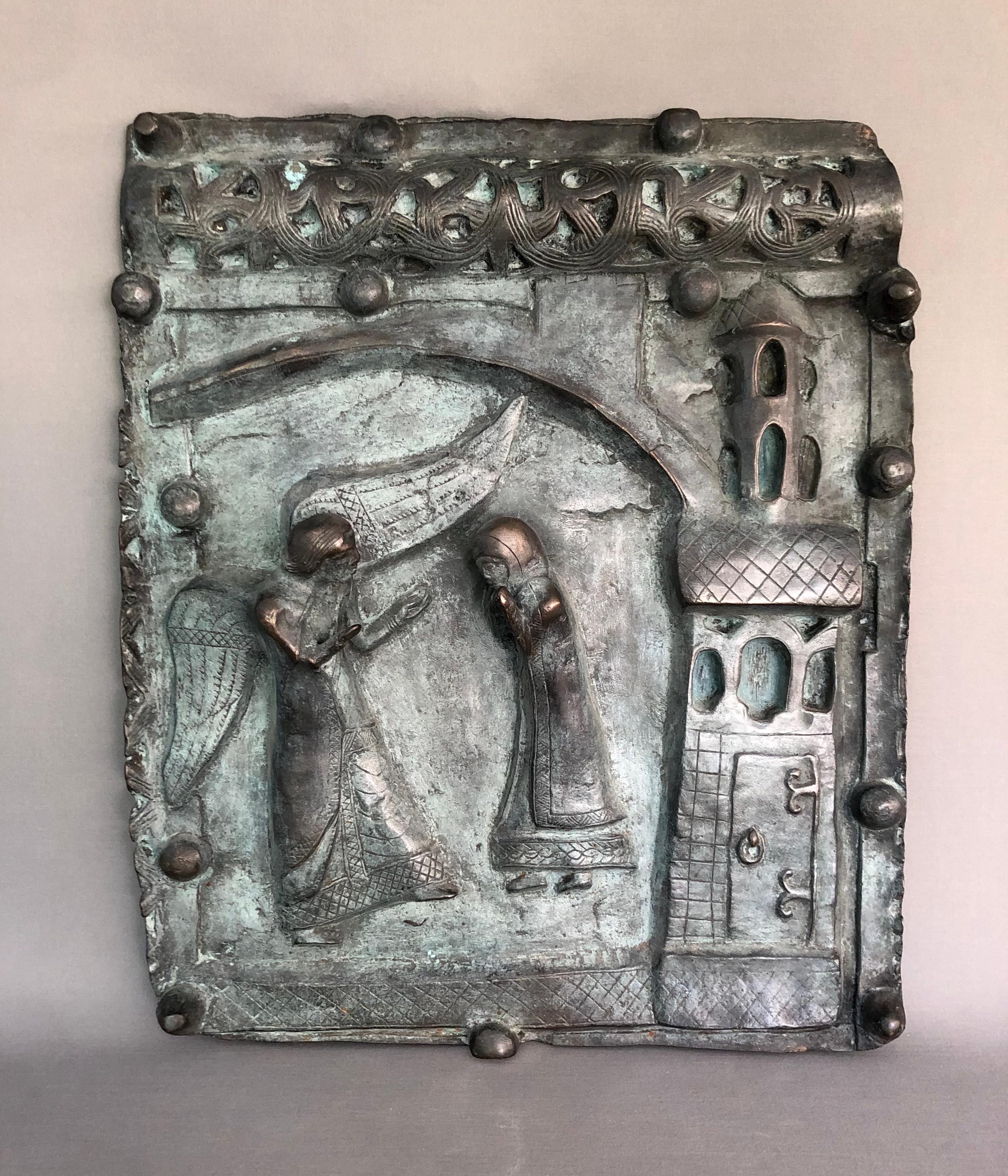 Unknown Figurative Sculpture - Important Patinated Bronze Plaque Depicting The Annunciation