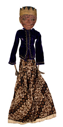 "Marioneta Golek indonesia (Masculina)", tallada a mano, pintada en madera y tela c. 1900