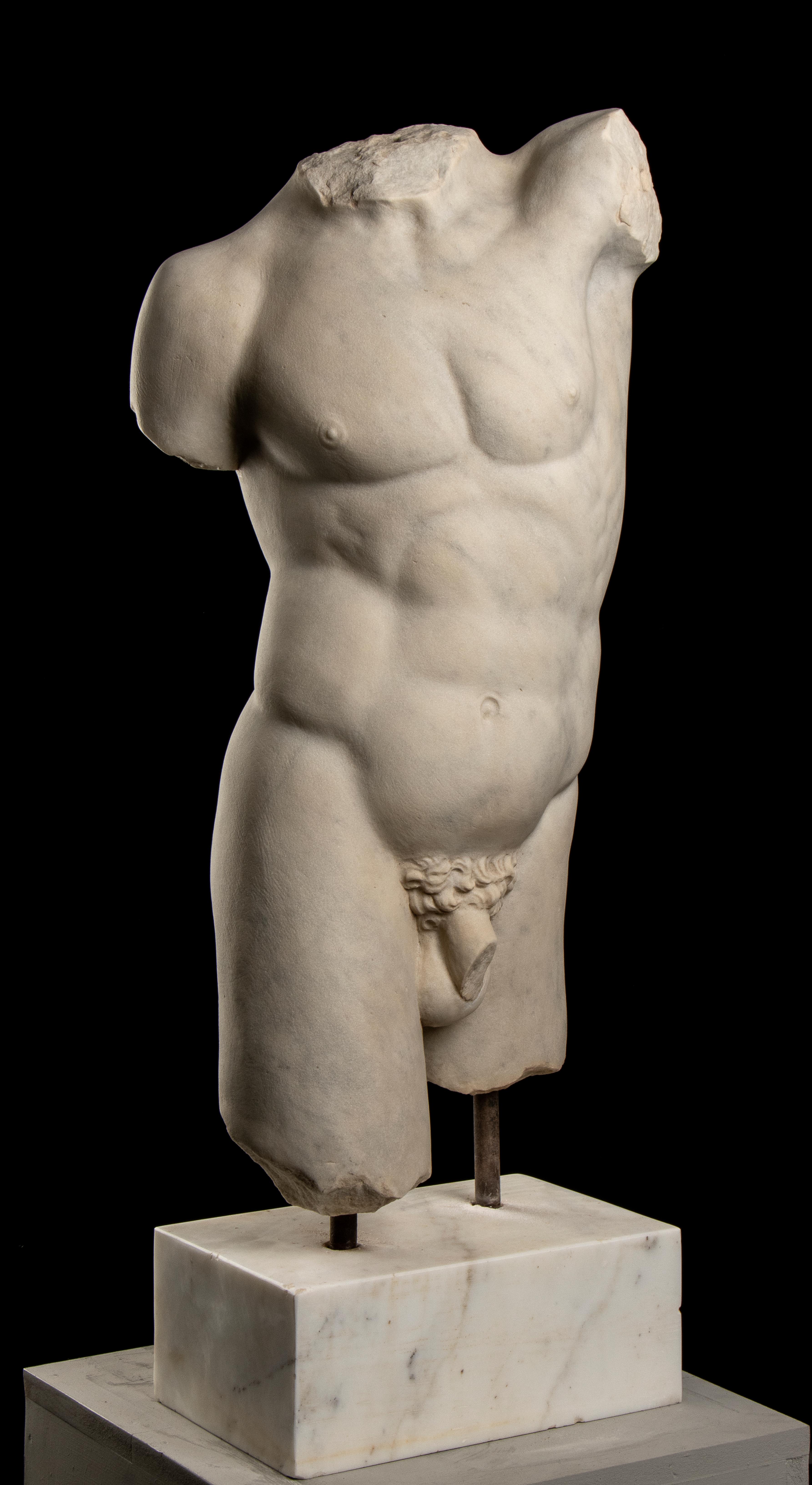 Italian 20th century white statuary marble torso sculpture of an athlete, with the left shoulder facing upwards and the right leg slightly moved forward in the Contrapposto pose.
The ancient Greeks invented the Contrapposto position in the early 5th